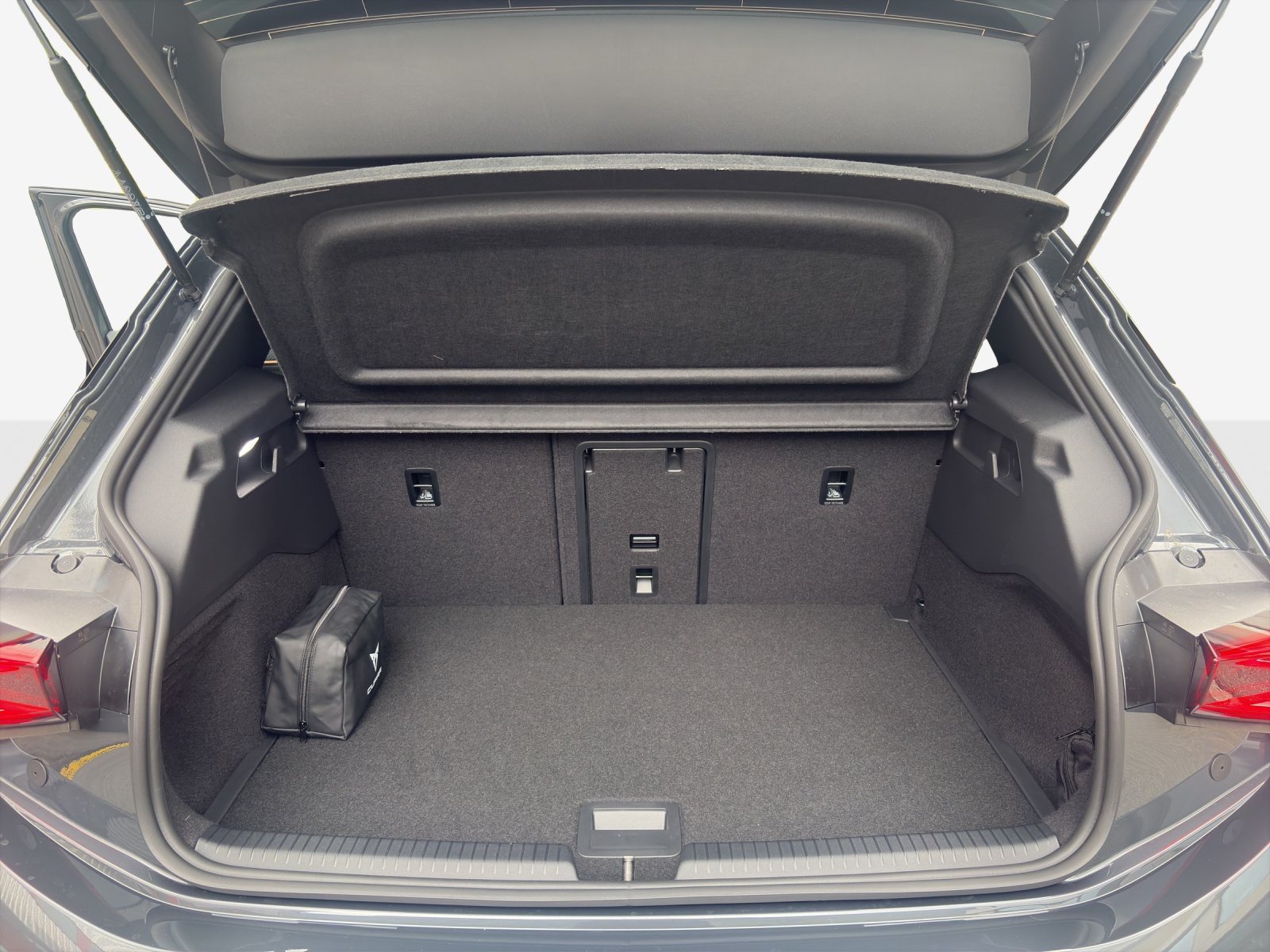 CUPRA Born 79 kWh Prime-image-12