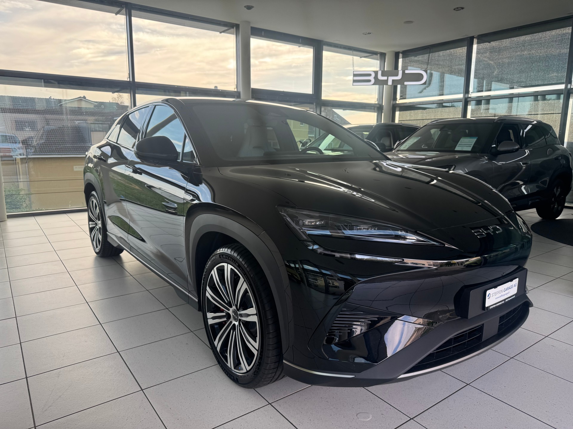 BYD Sealion 7 91,3 kWh Excellence AWD-showroom-element-2