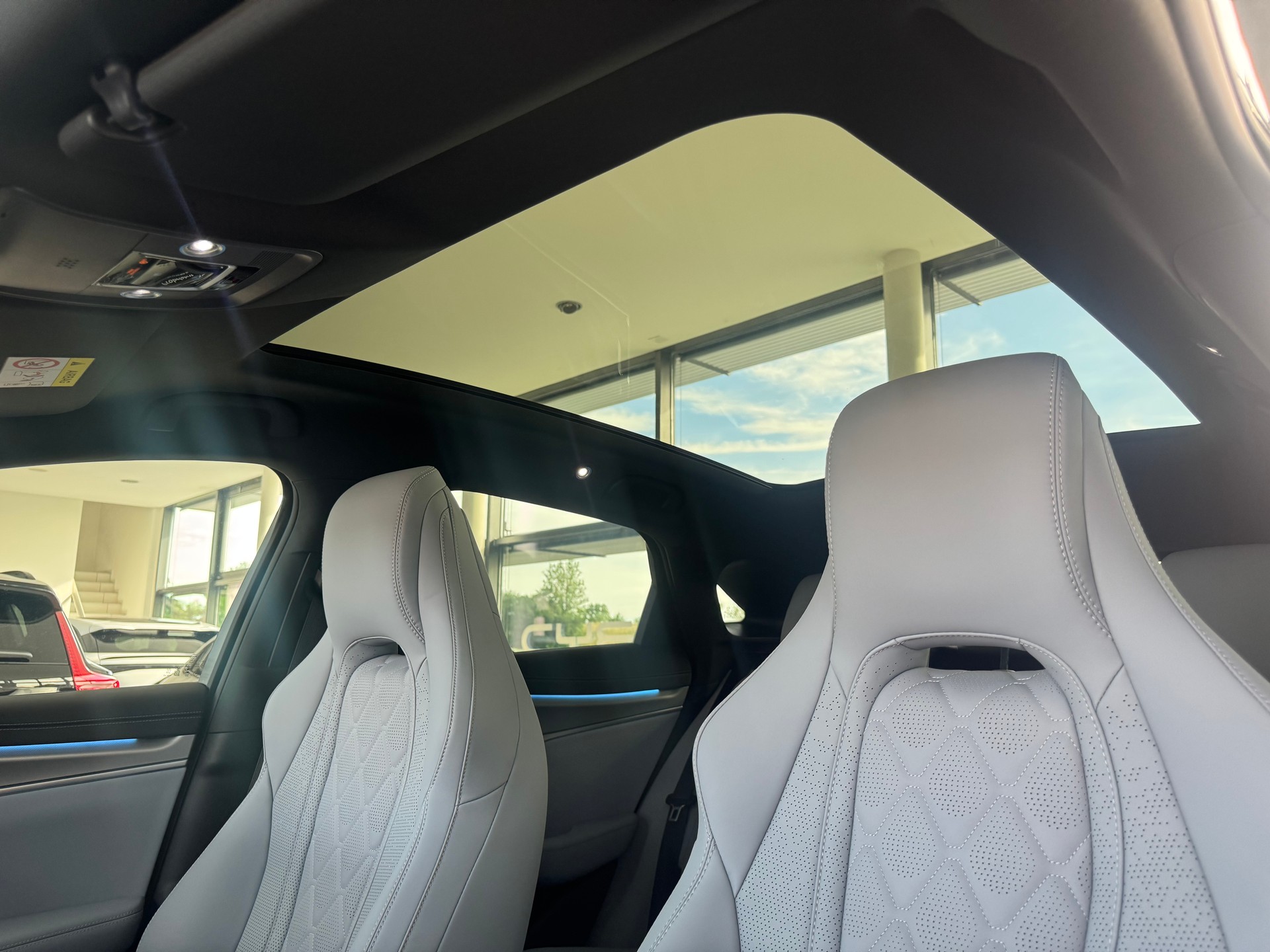 BYD Sealion 7 91,3 kWh Excellence AWD-image-12