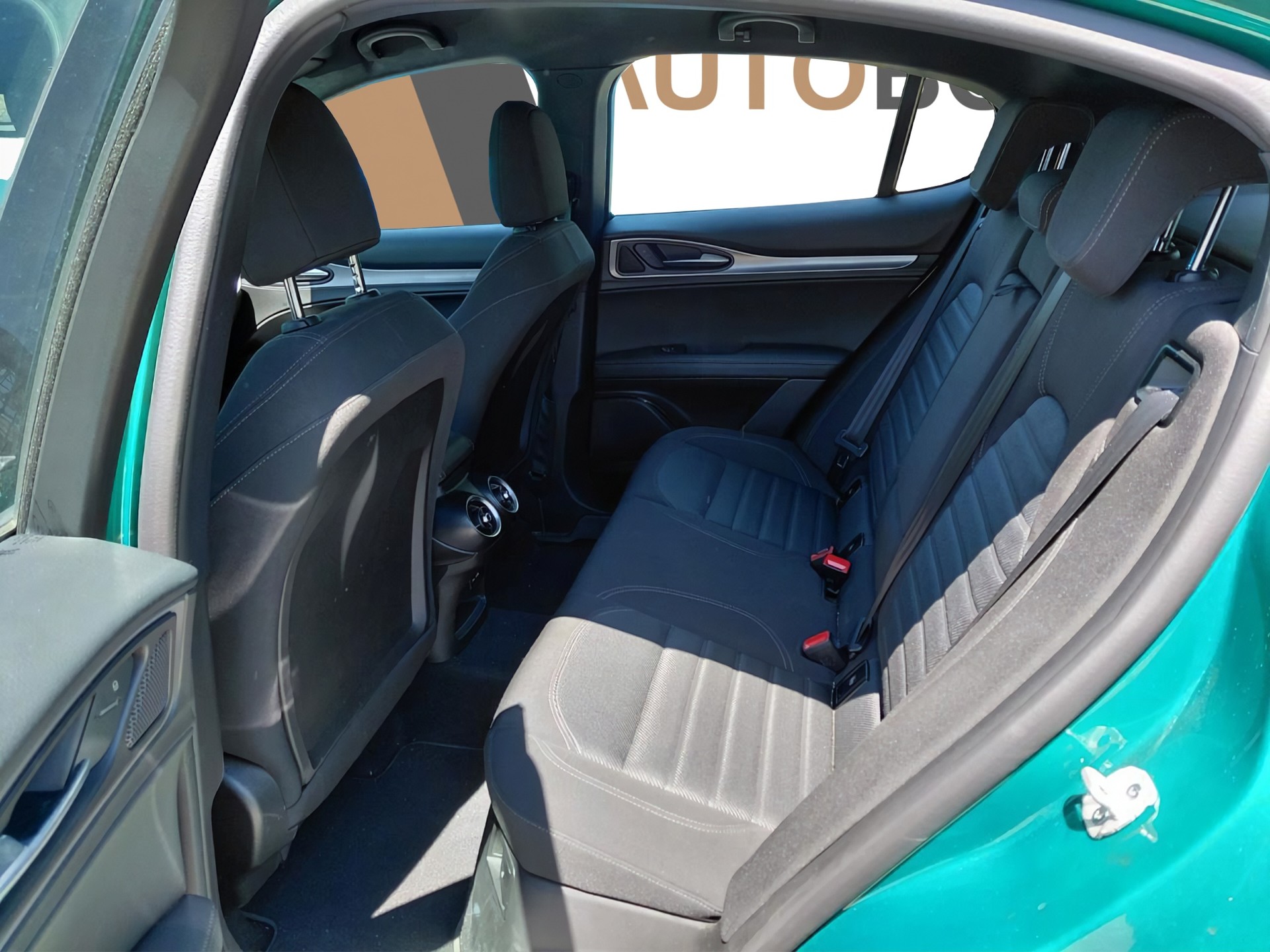 ALFA ROMEO Stelvio 2.0 MA 280 Sprint Q4 Verde Montreal-image-23