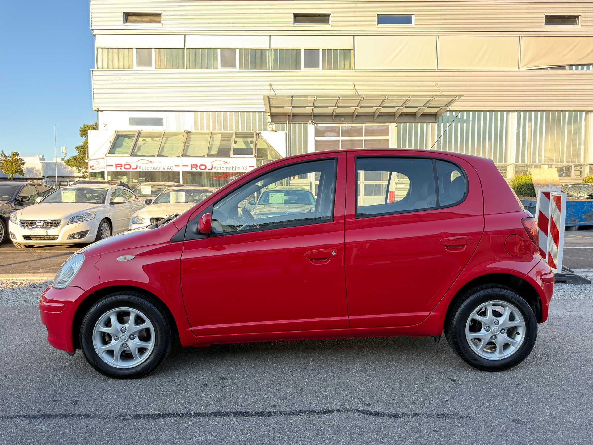 TOYOTA Yaris 1.3 Linea Sol