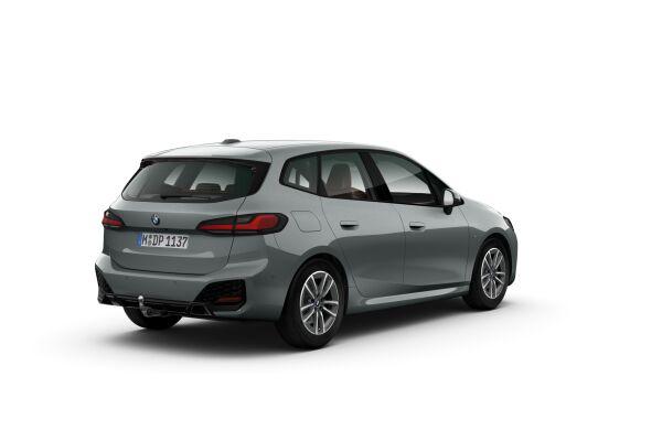 BMW 220i M Sport Active Tourer U06 (CH) AHK-showroom-element-1