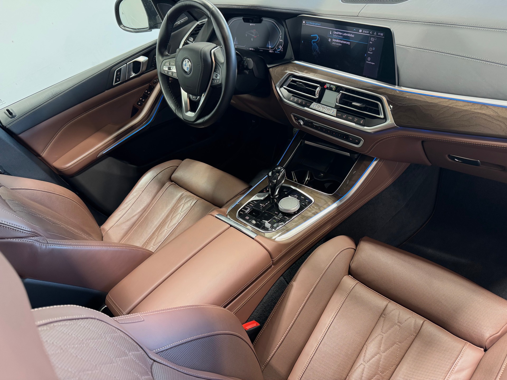 BMW X5 45e xDrive SAG-showroom-element-3