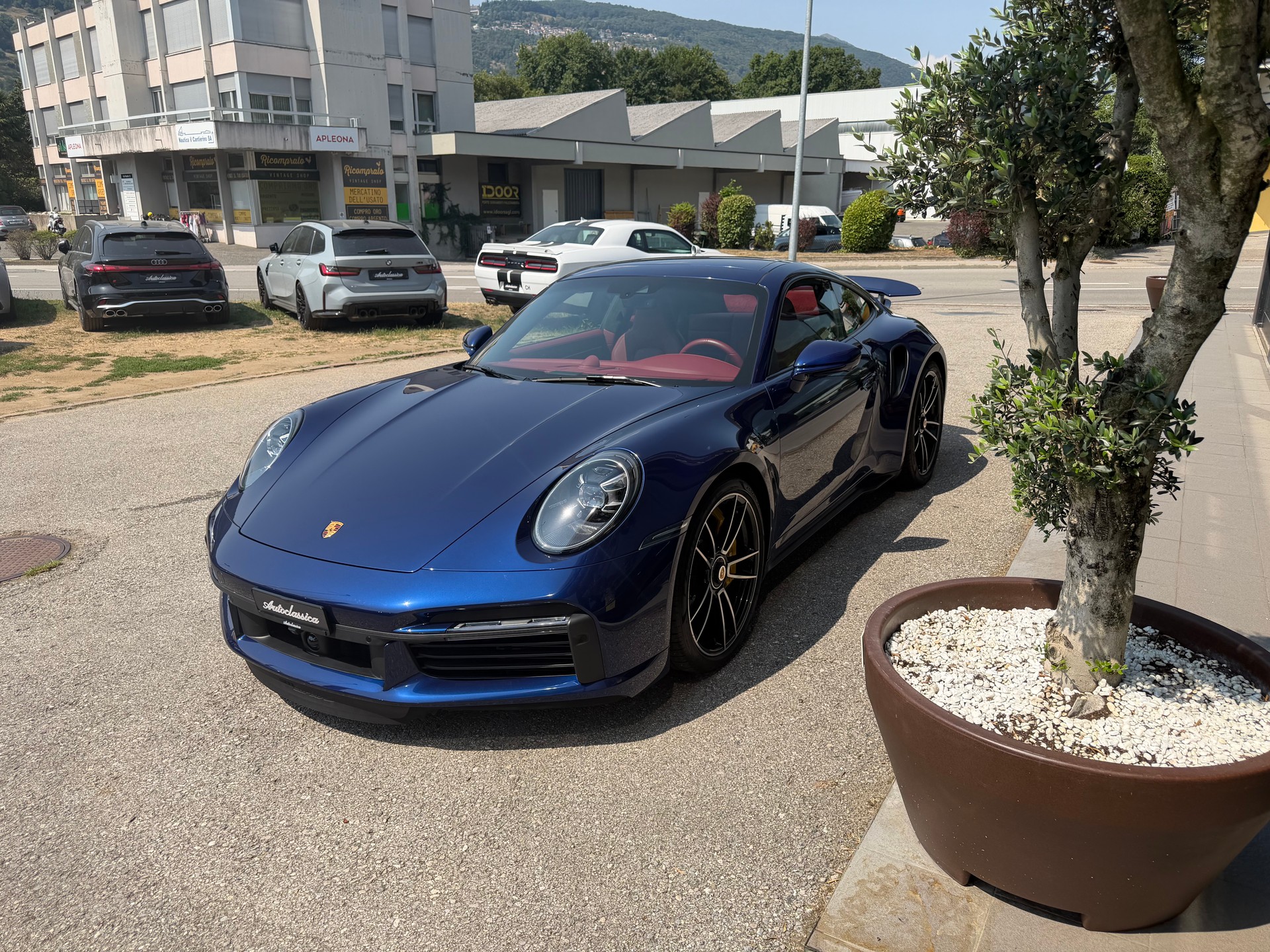 PORSCHE 911 Turbo S PDK-image-5