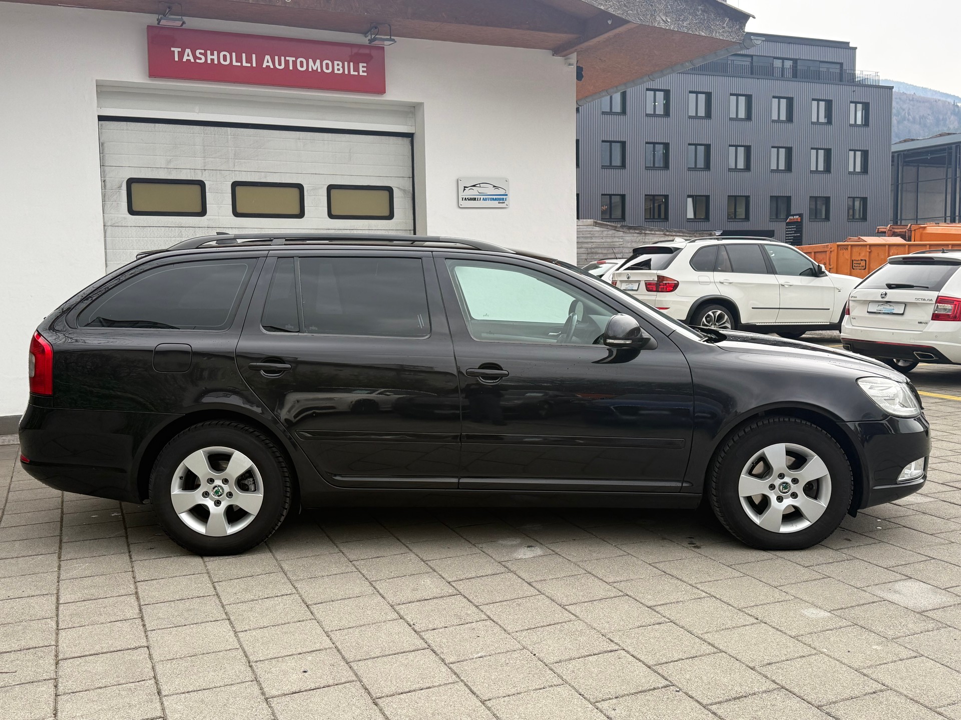 SKODA Octavia Combi 1.9 TDI Ambiente-image-6