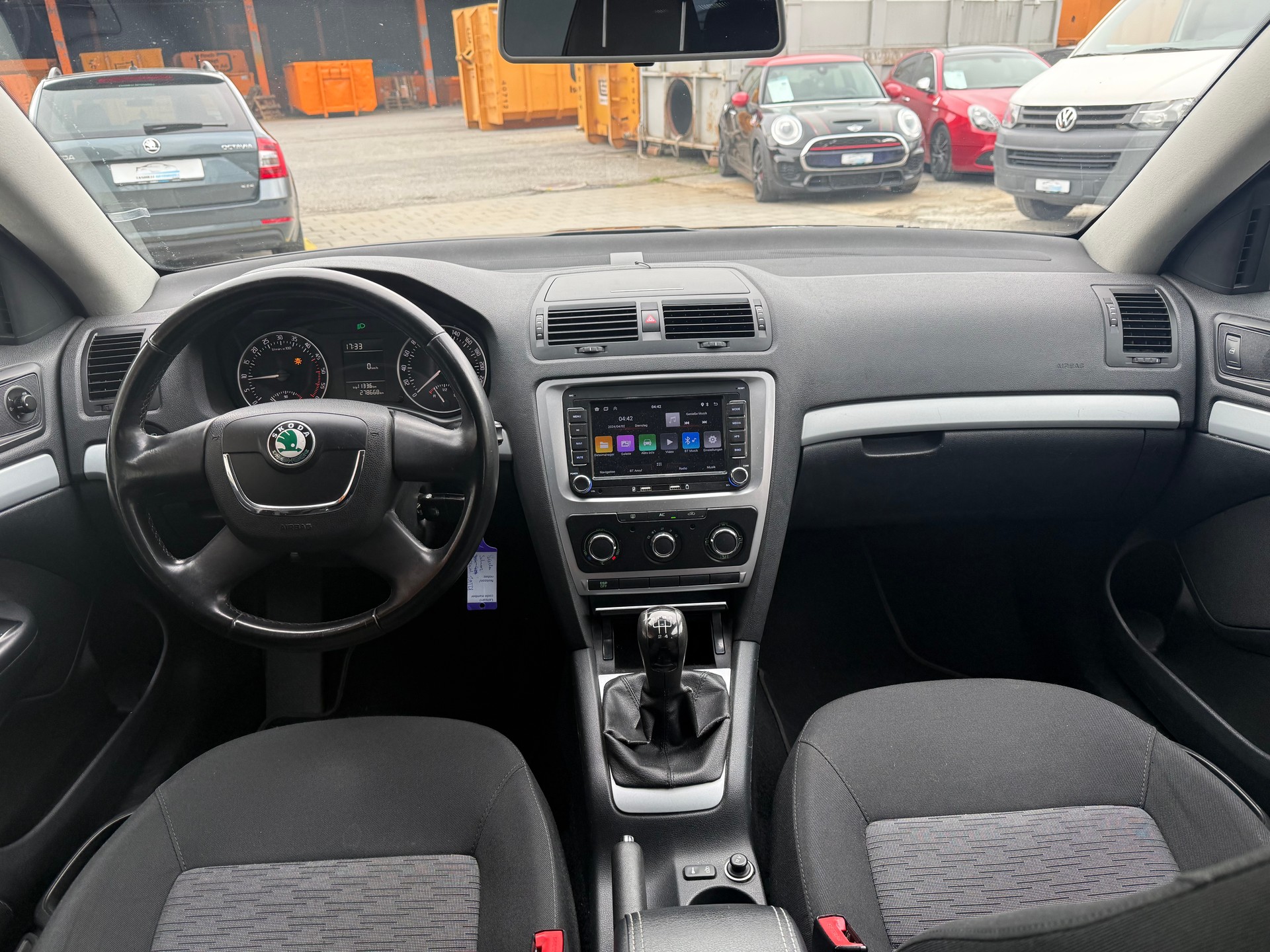 SKODA Octavia Combi 1.9 TDI Ambiente-image-10