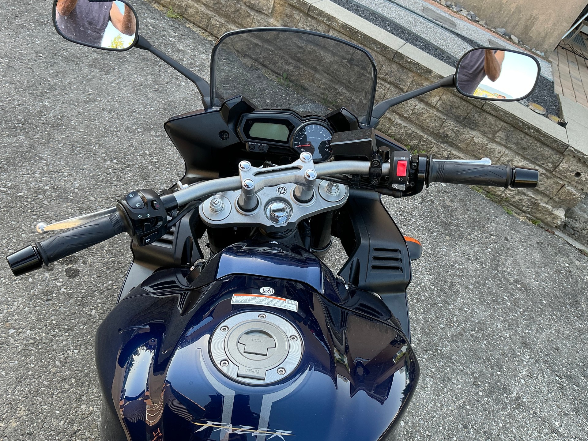 YAMAHA FZ1 Fazer ABS-image-2