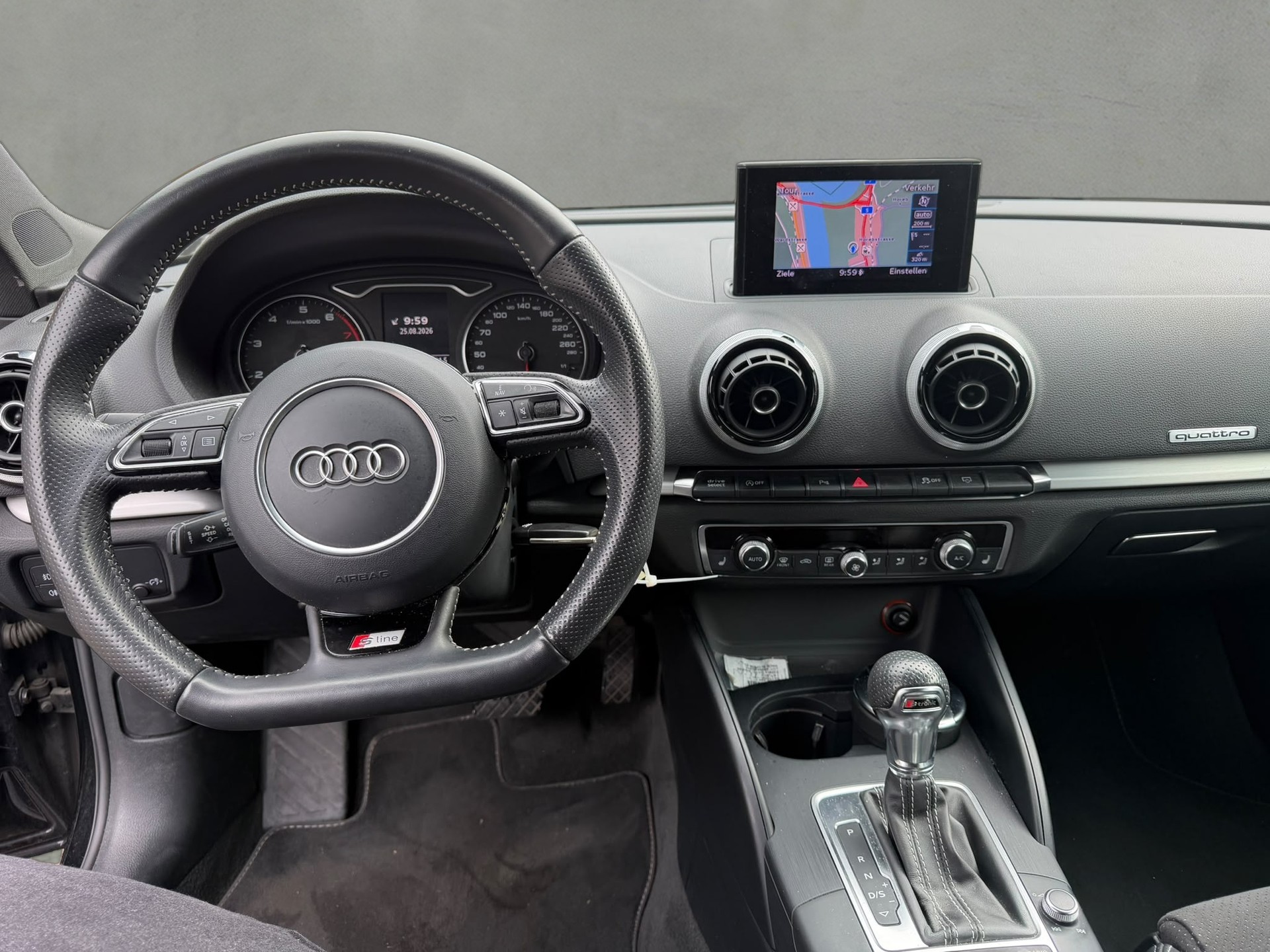 AUDI A3 Sportback 1.8 T FSI Attraction qu. S-Tr.-image-8