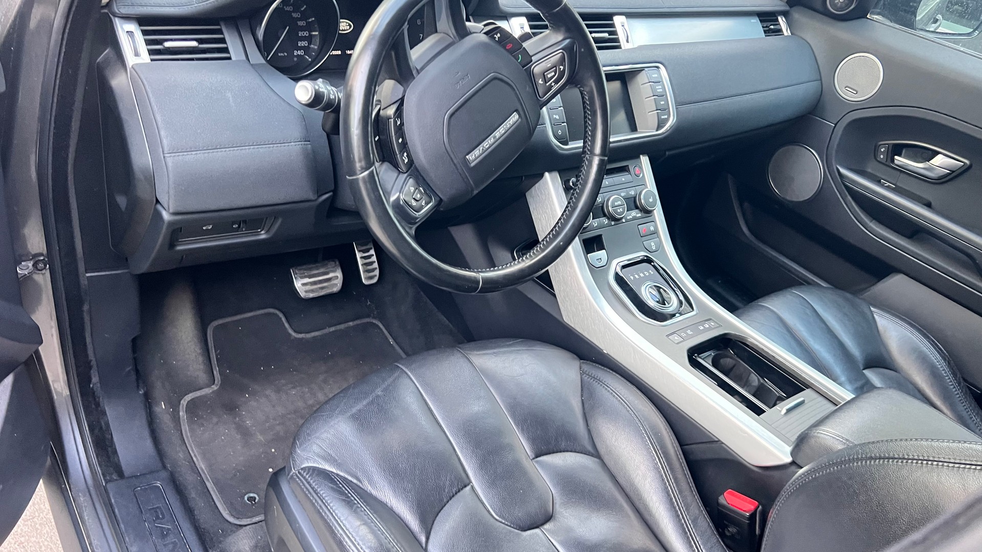 LAND ROVER Range Rover Evoque 2.0 Si4 Prestige AT9-image-5