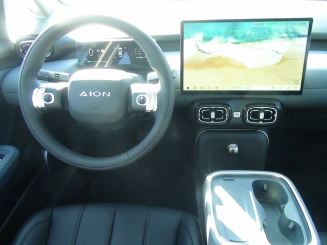 GAC AION UT-image-14