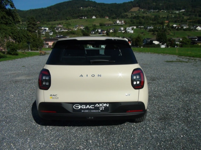GAC AION UT-image-6