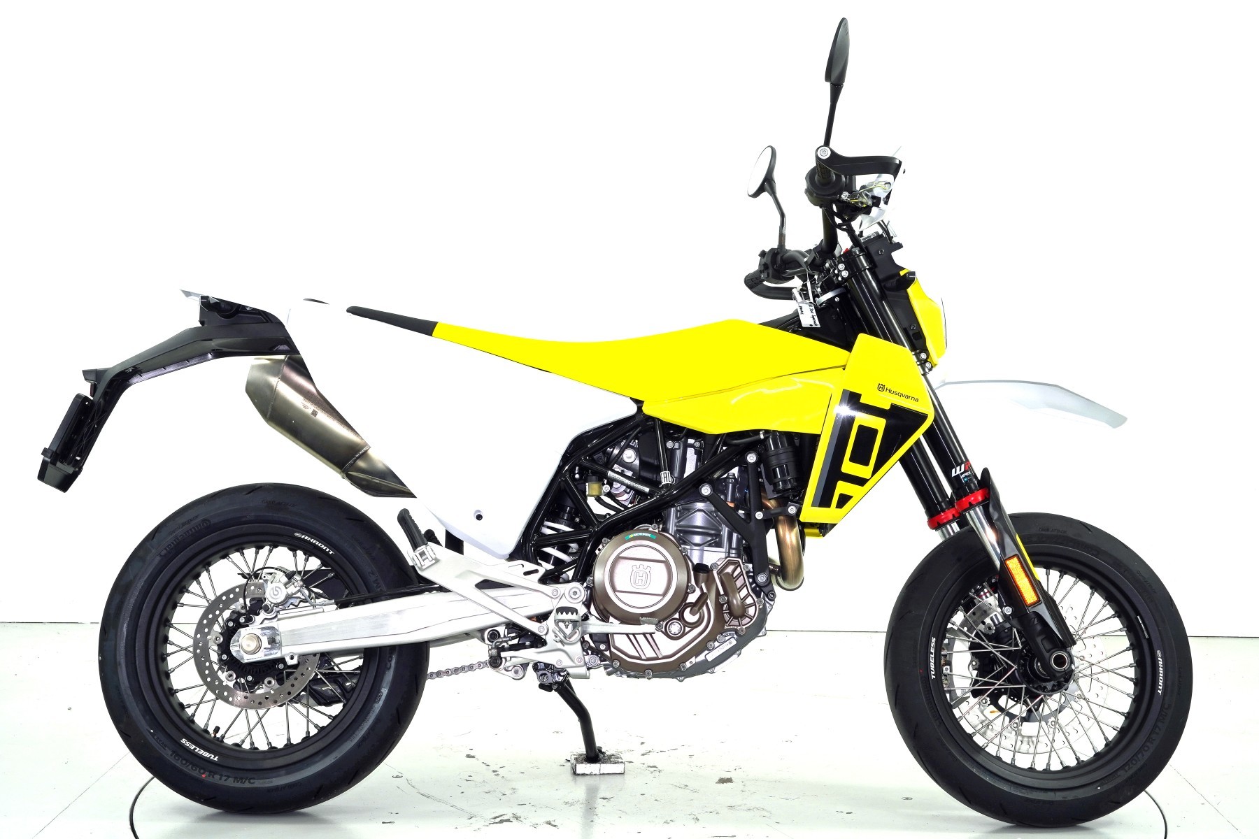 HUSQVARNA 701 Supermoto ABS-image-3