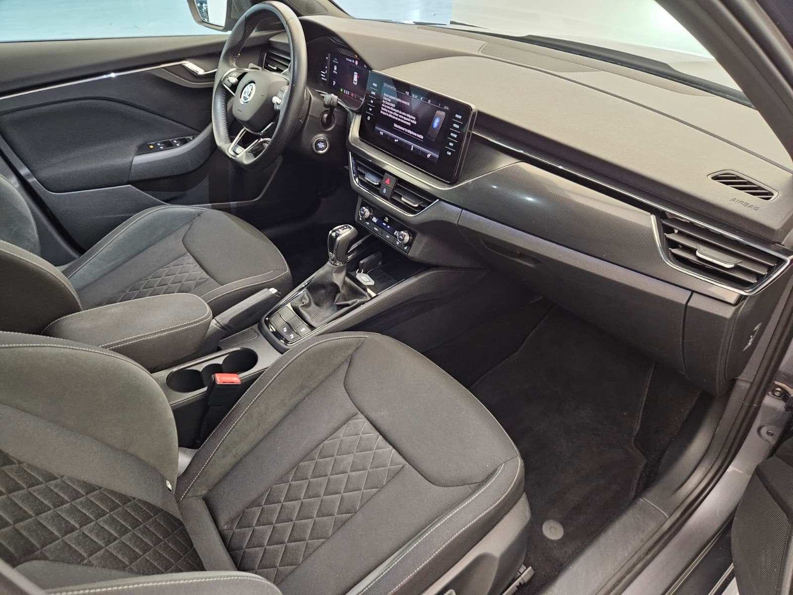 SKODA Kamiq 1.0 TSI Style DSG-image-11