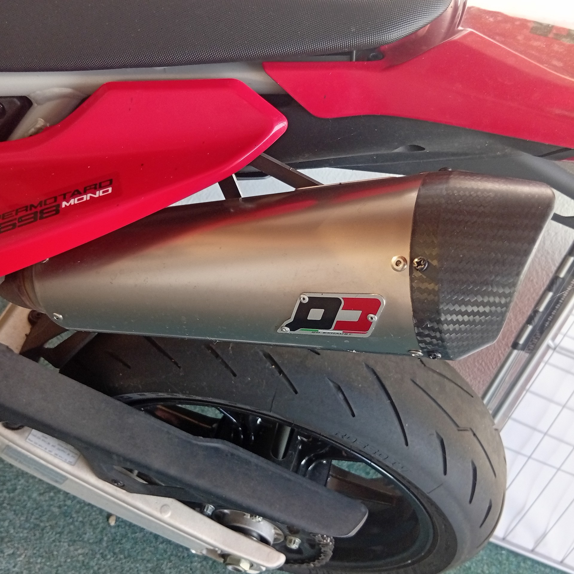 DUCATI Hypermotard 698 Mono-image-2