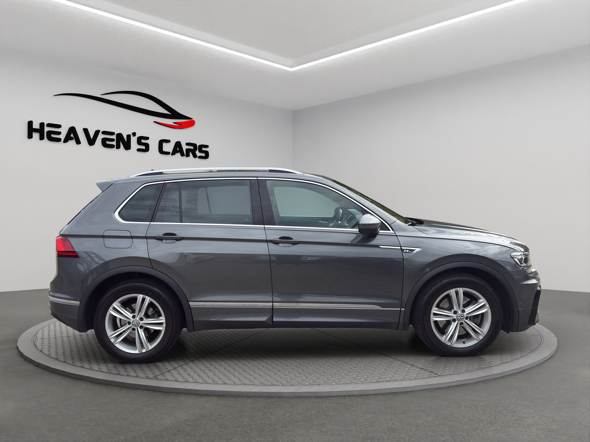 VW Tiguan 2.0 TDI SCR Highline 4Motion DSG-showroom-element-2