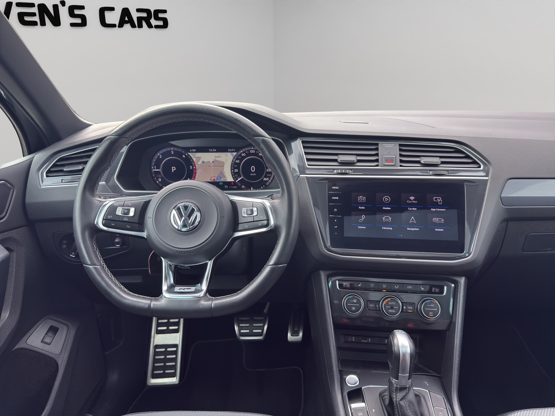 VW Tiguan 2.0 TDI SCR Highline 4Motion DSG-image-16