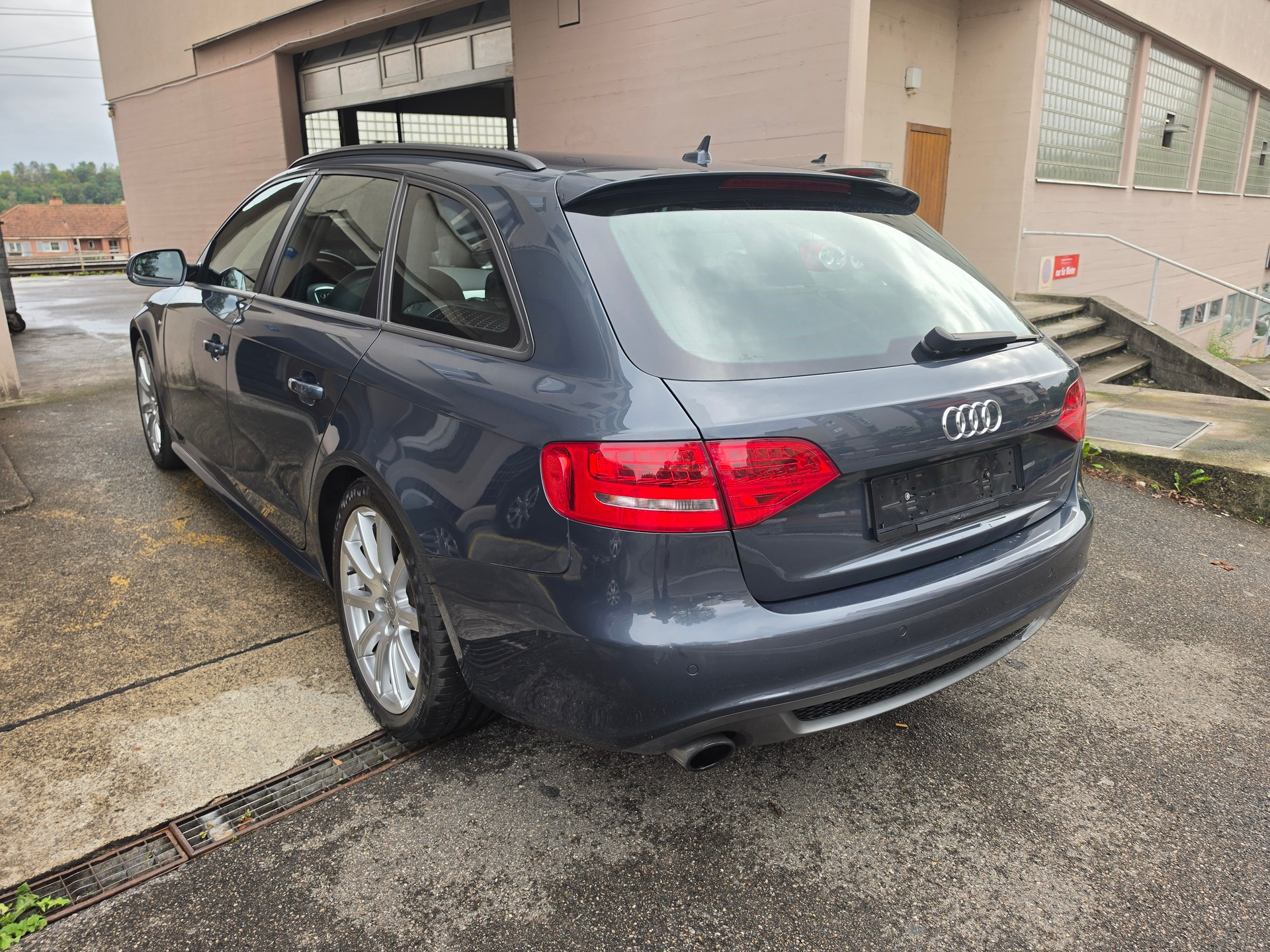AUDI A4 Avant 2.0 TFSI quattro S-tronic