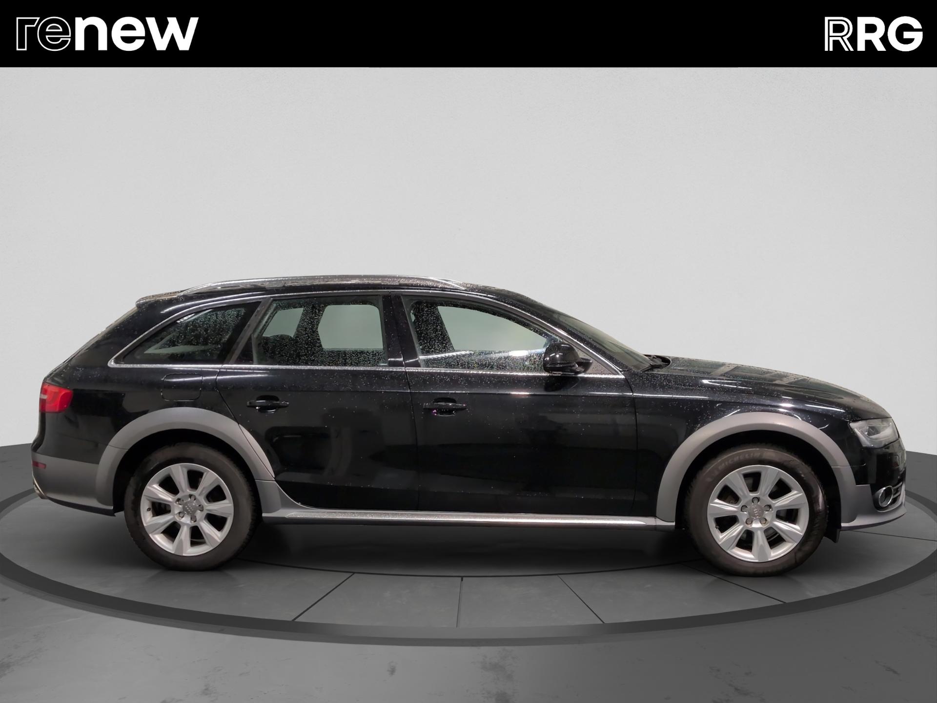 AUDI A4 allroad 2.0 TFSI quattro S-tronic-showroom-element-1