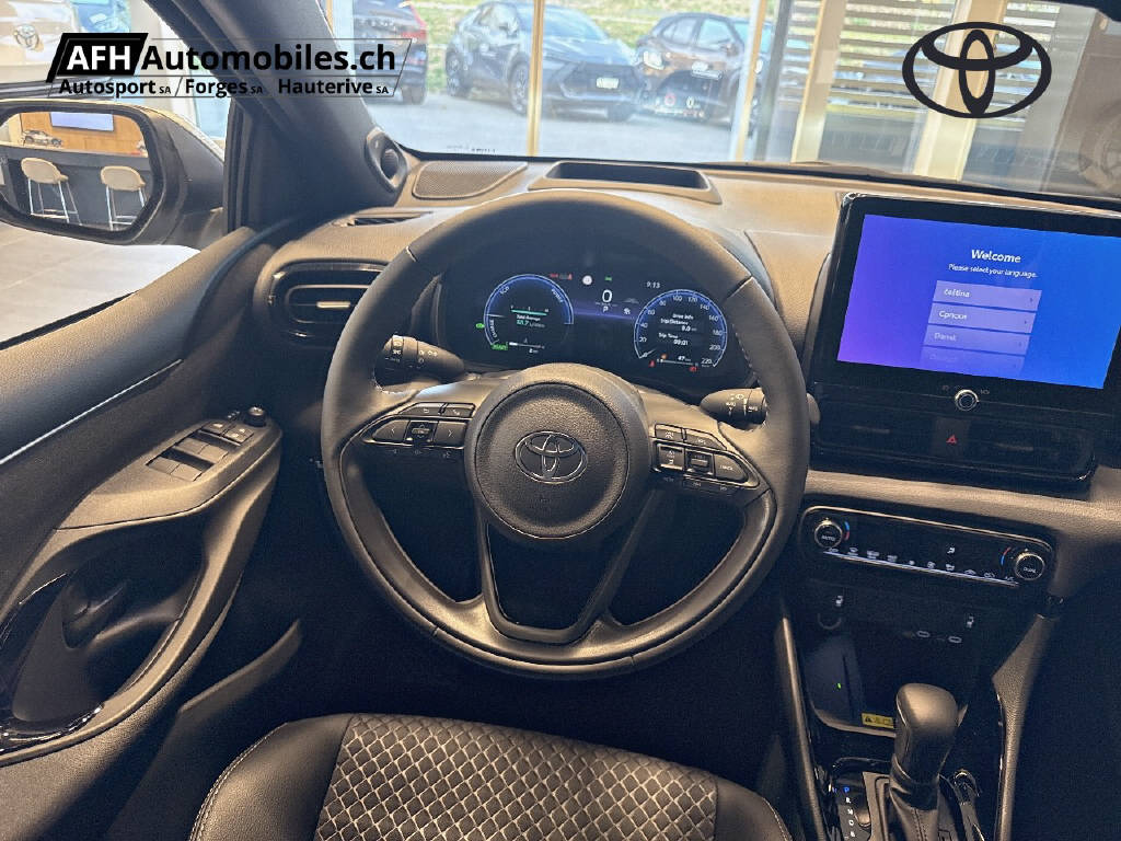 TOYOTA Yaris 1.5 VVT-i HSD Premium-image-10