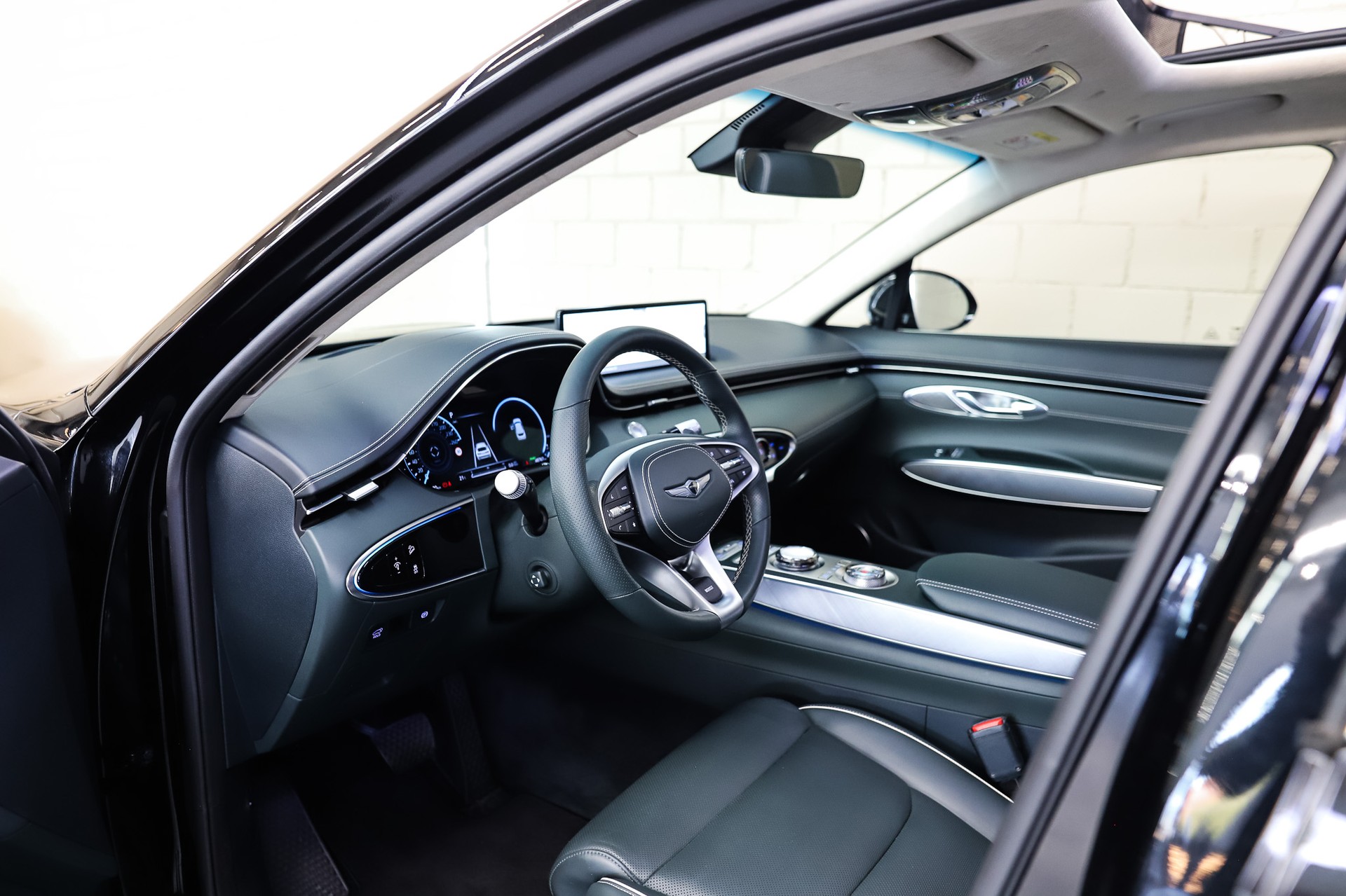 GENESIS GV70 Electrified Sport kWh 77,4 AWD * VIK Black *-image-7
