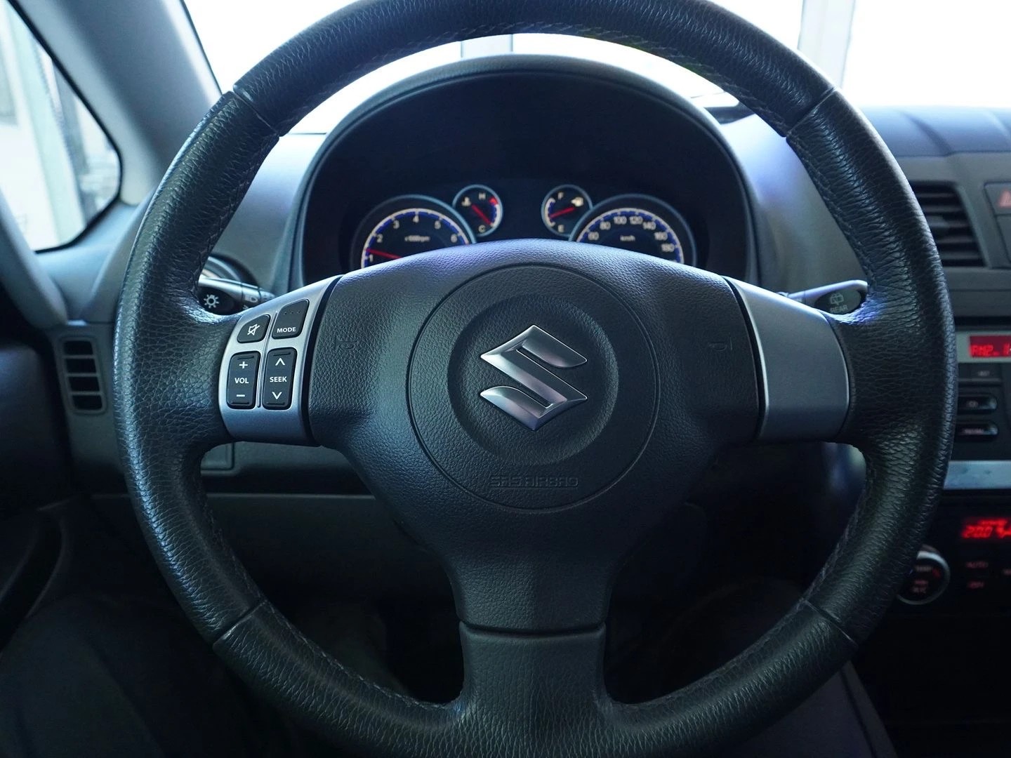 SUZUKI SX4 1.6 16V GL Top Piz Sulai 4WD-image-6