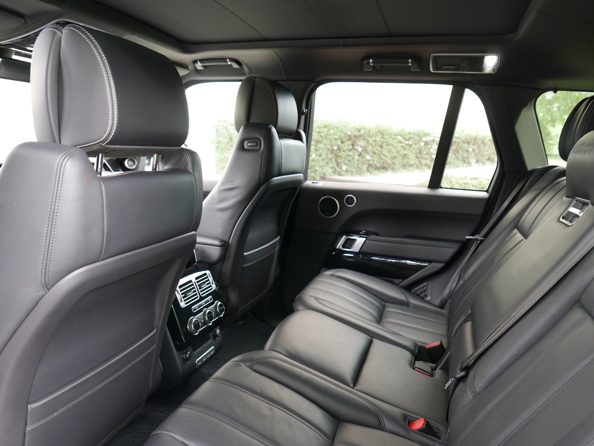 LAND ROVER Range Rover 5.0 SC AB Black Automatic-image-3
