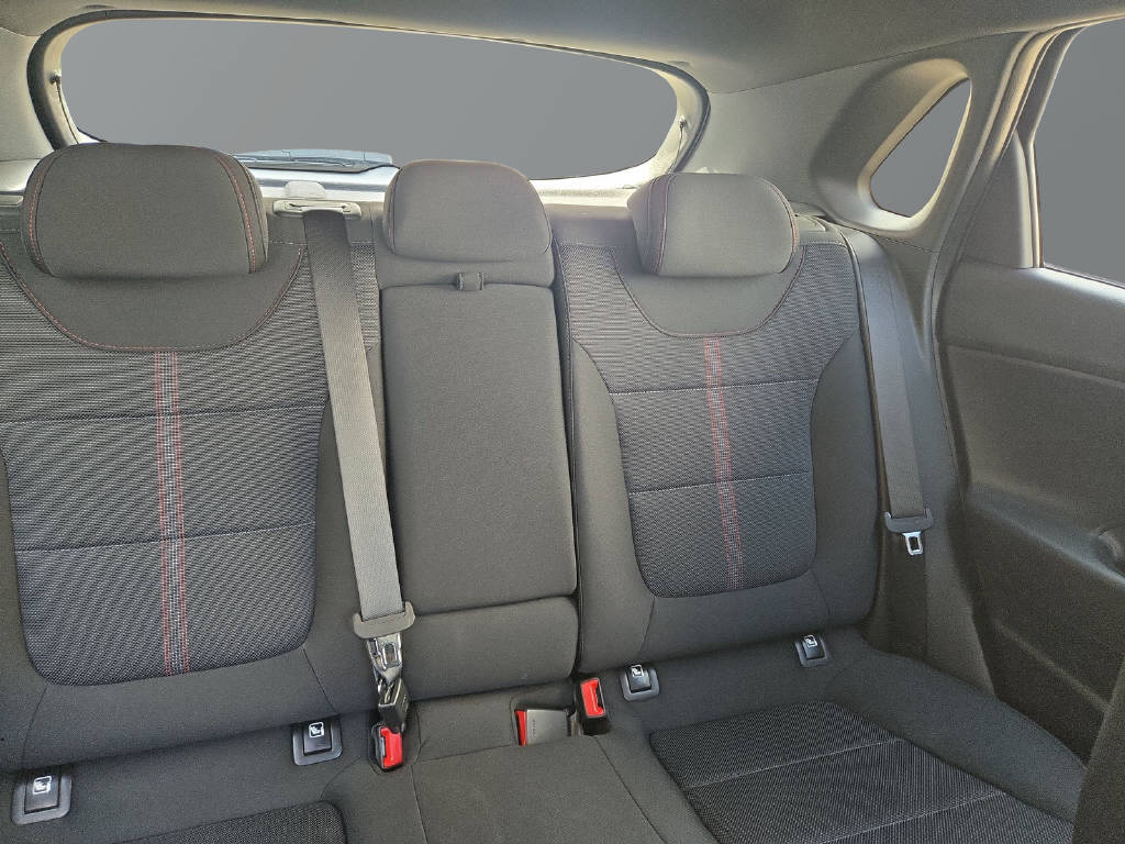 HYUNDAI i30 1.5 T-GDi N-Line-image-9