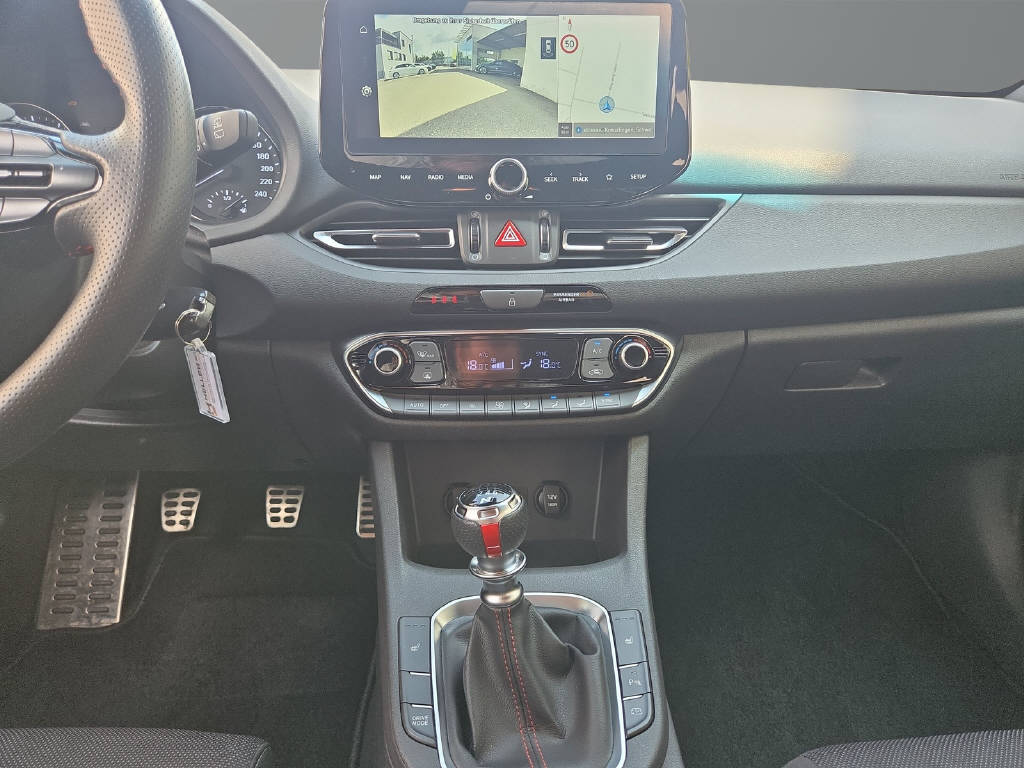 HYUNDAI i30 1.5 T-GDi N-Line-image-6