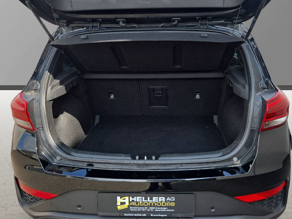 HYUNDAI i30 1.5 T-GDi N-Line-image-10
