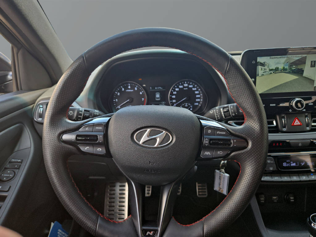 HYUNDAI i30 1.5 T-GDi N-Line-image-5