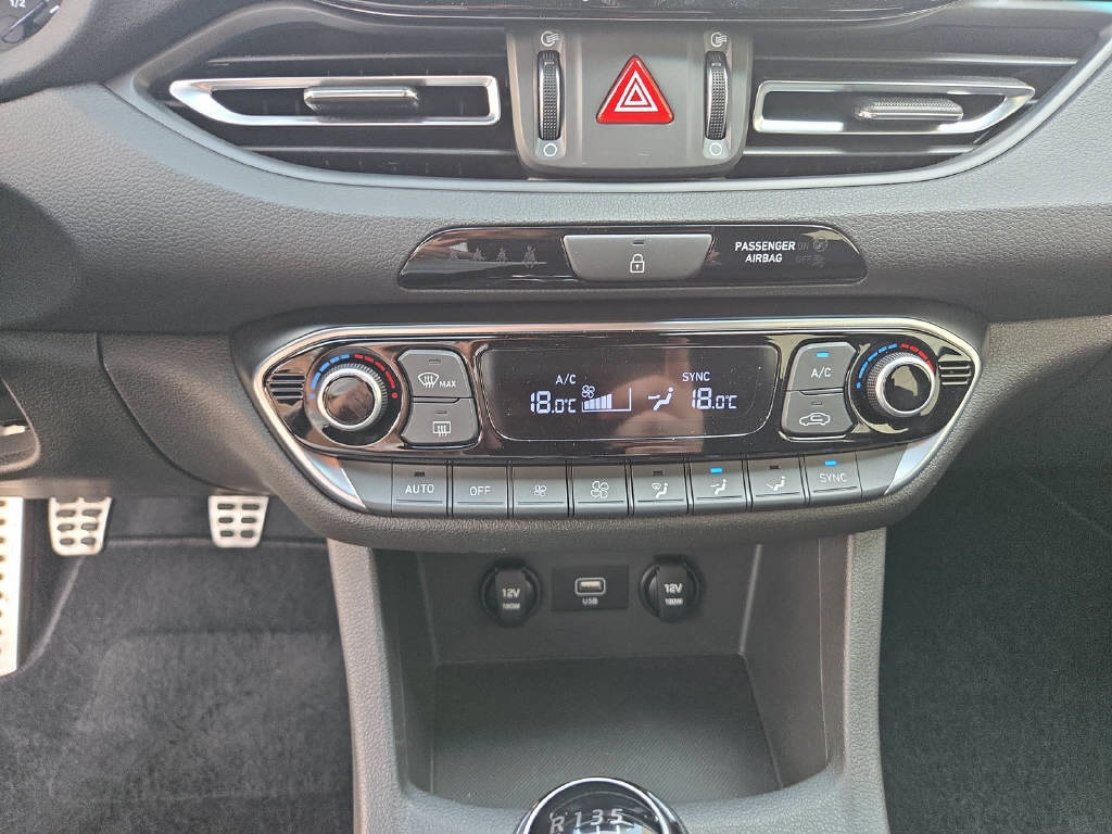 HYUNDAI i30 1.5 T-GDi N-Line-image-7