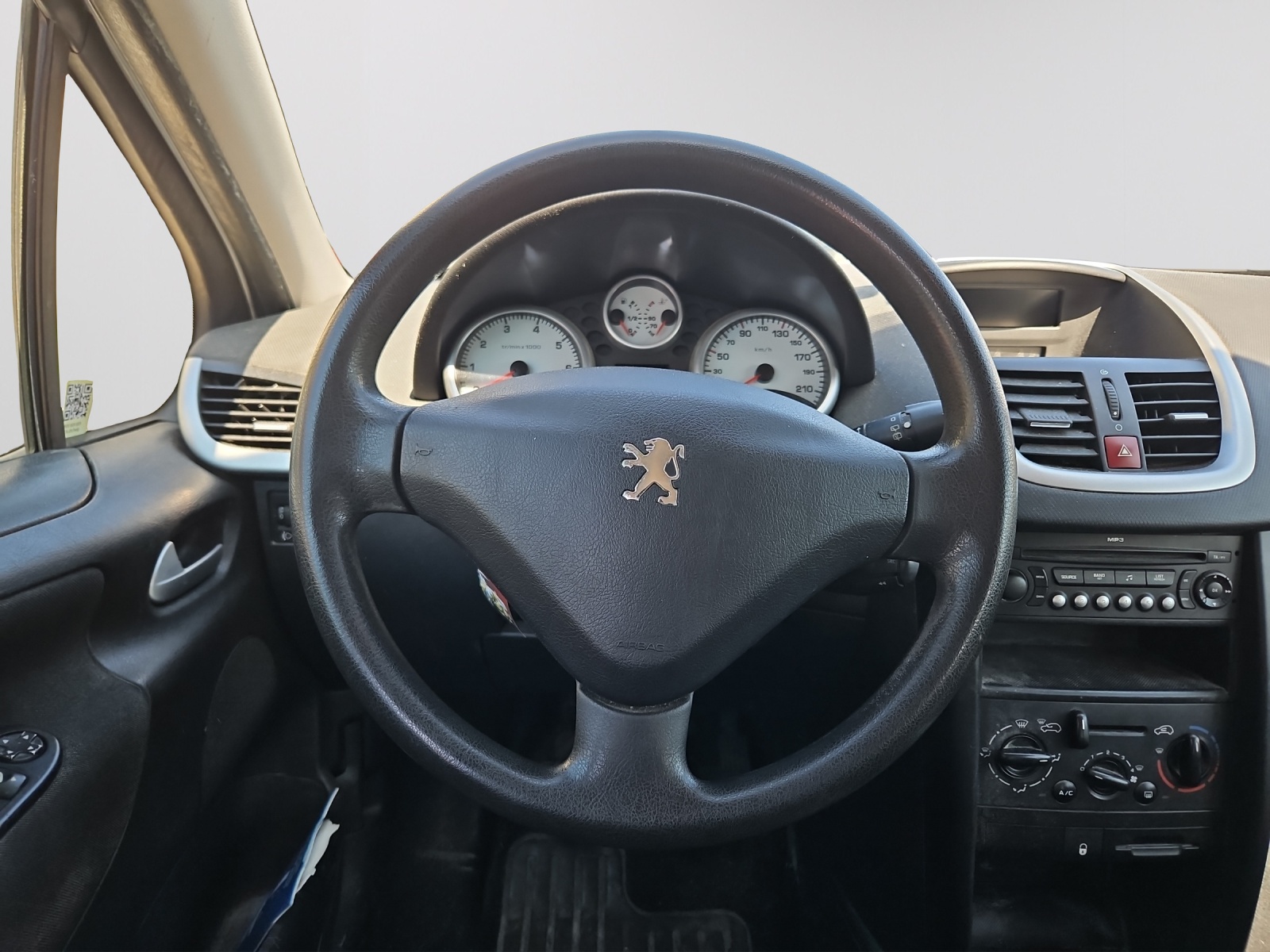 PEUGEOT 207 SW 1.6 16V Trendy-image-10