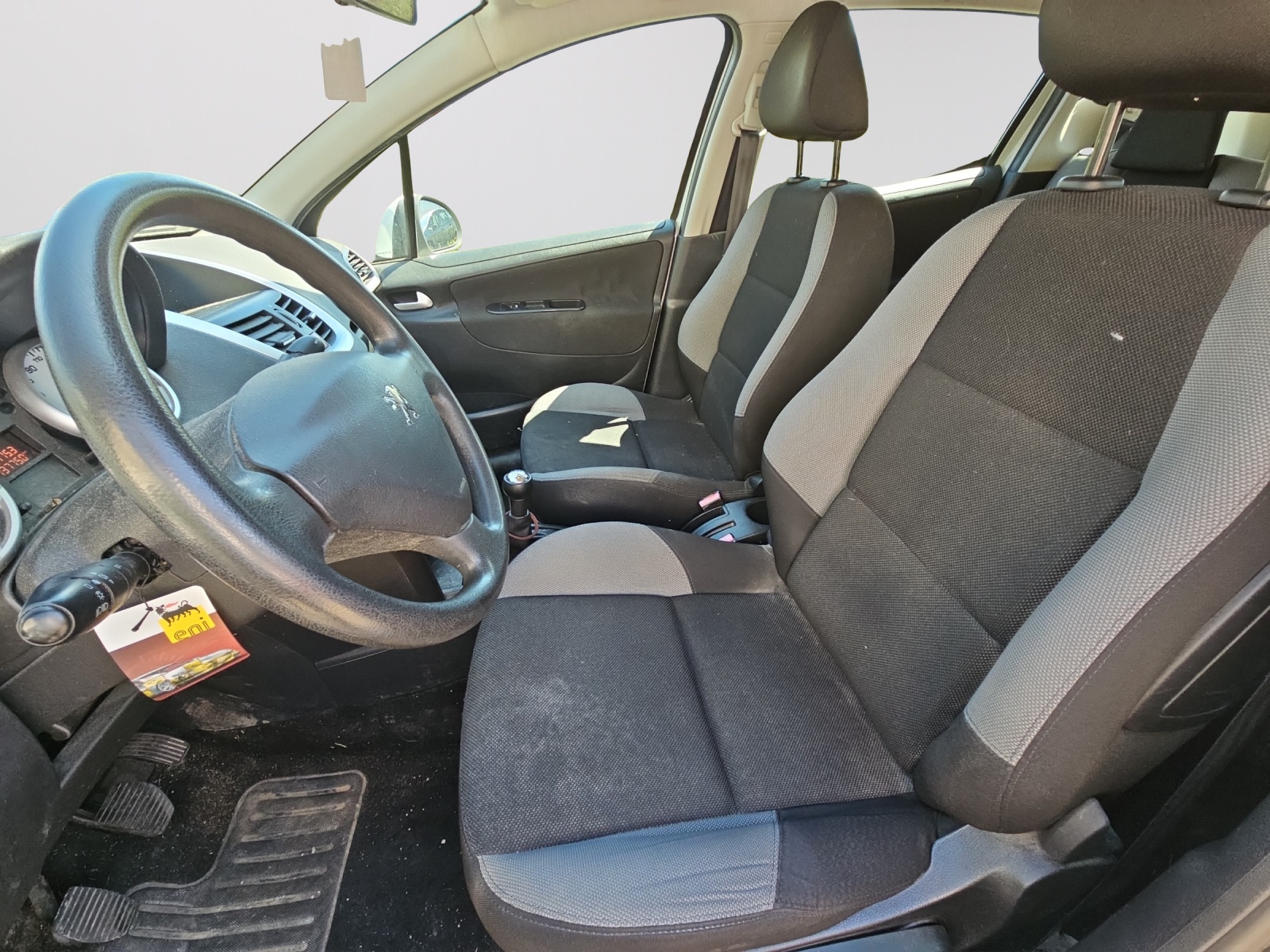 PEUGEOT 207 SW 1.6 16V Trendy-image-9