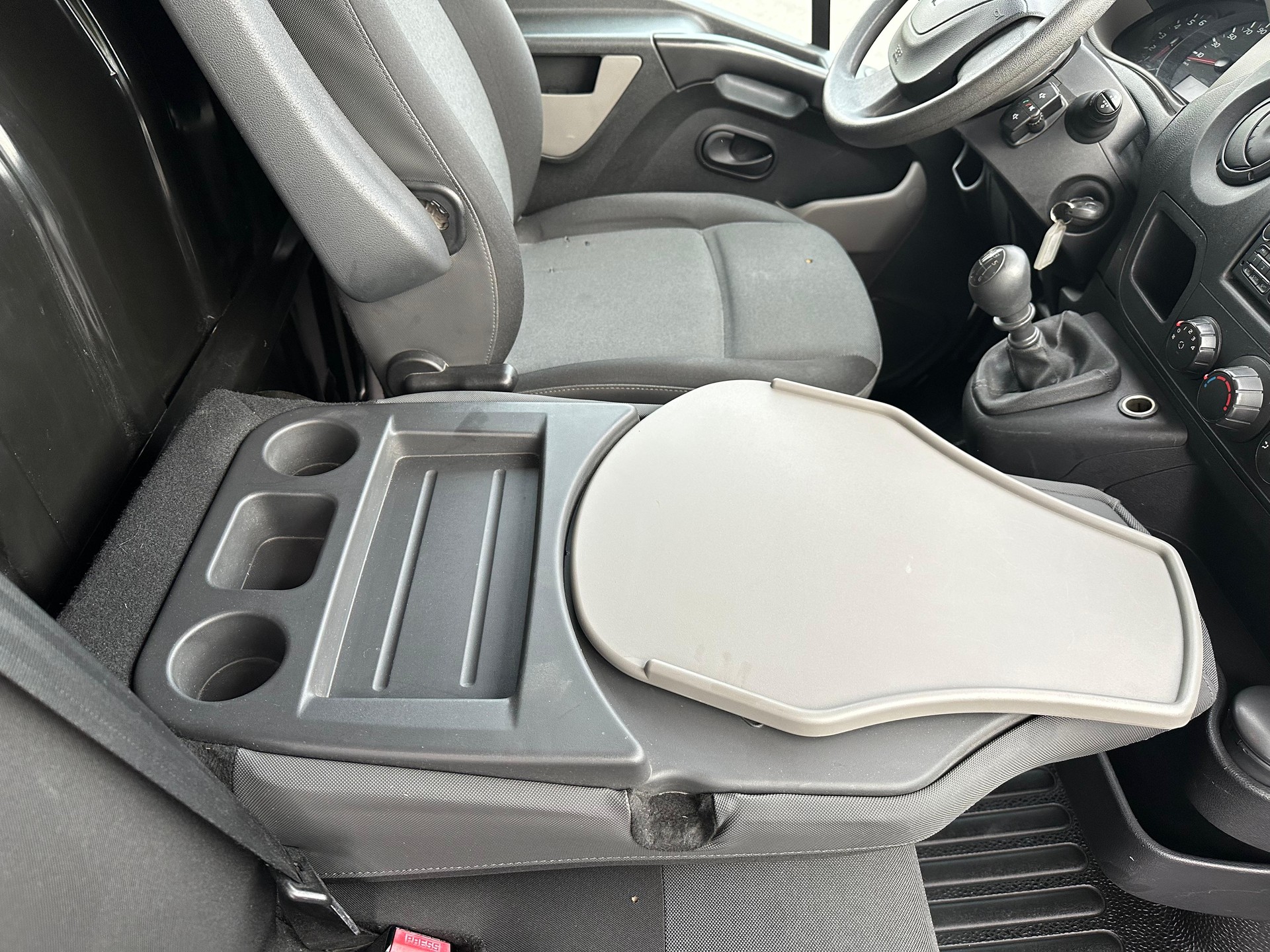 RENAULT Master T35 2.3dCi 125 L3H3-image-30