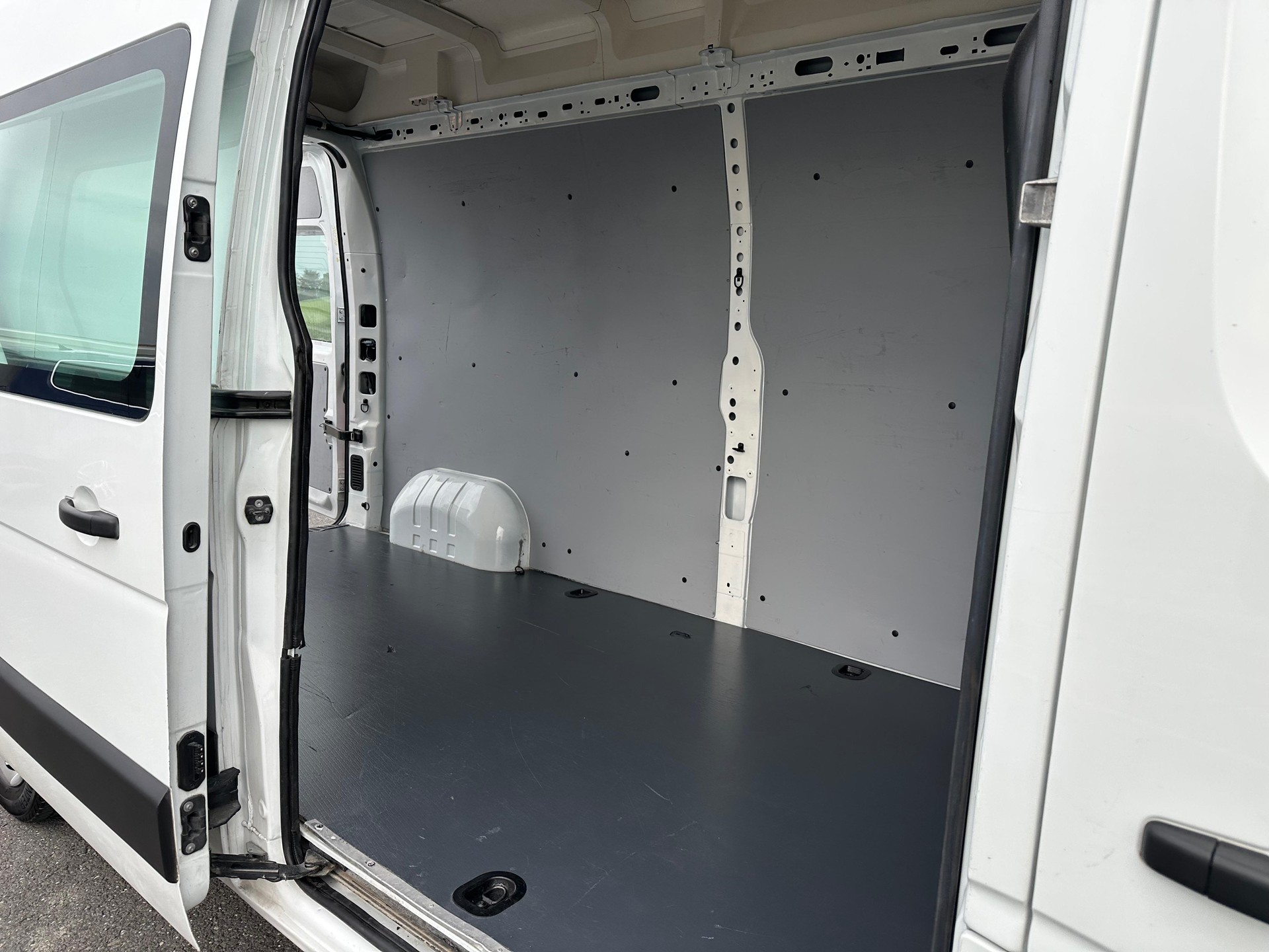 RENAULT Master T35 2.3dCi 125 L3H3-image-9