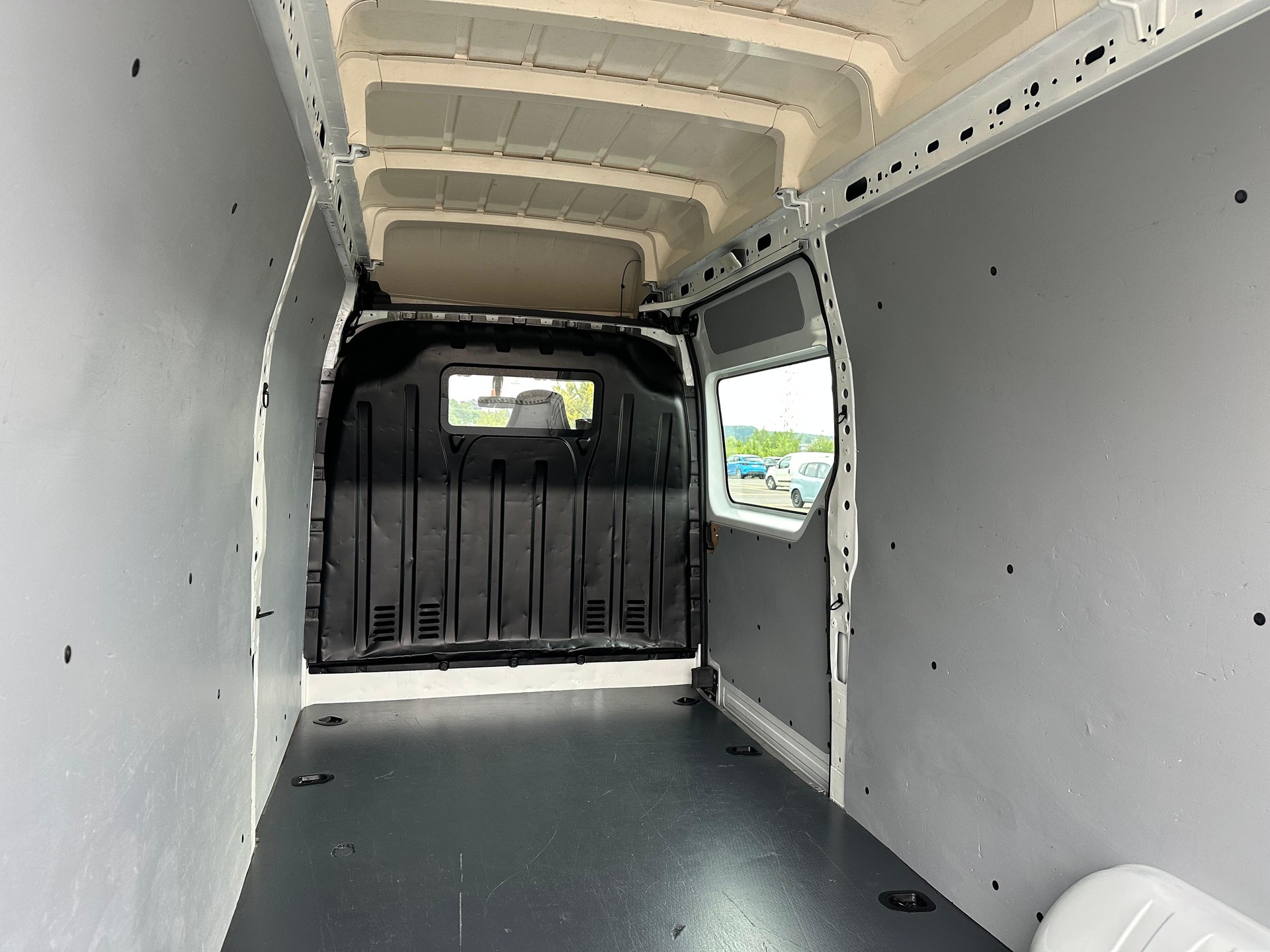 RENAULT Master T35 2.3dCi 125 L3H3-image-16