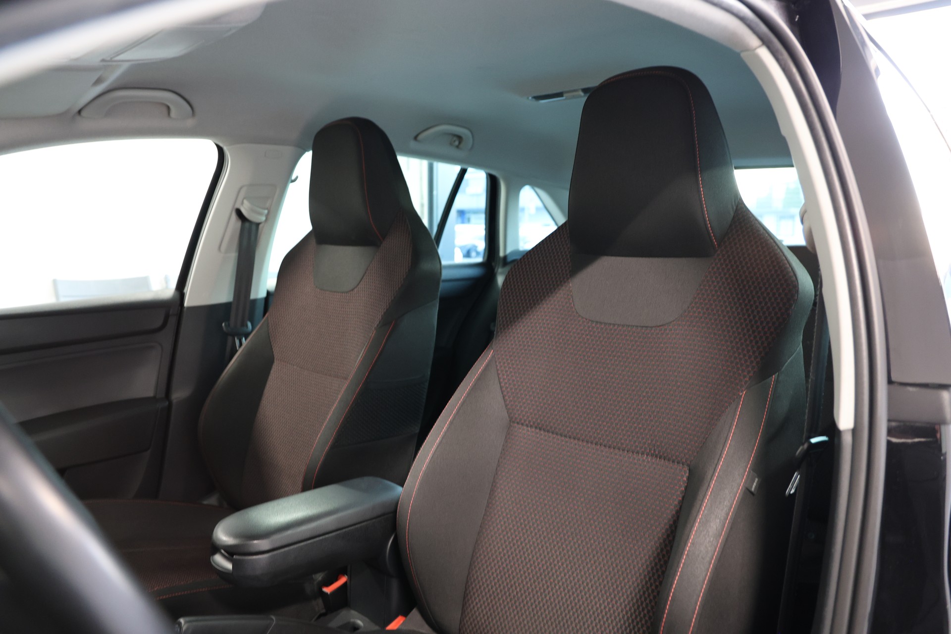 SKODA Rapid Spaceback 1.2 TSI Ambition-image-7