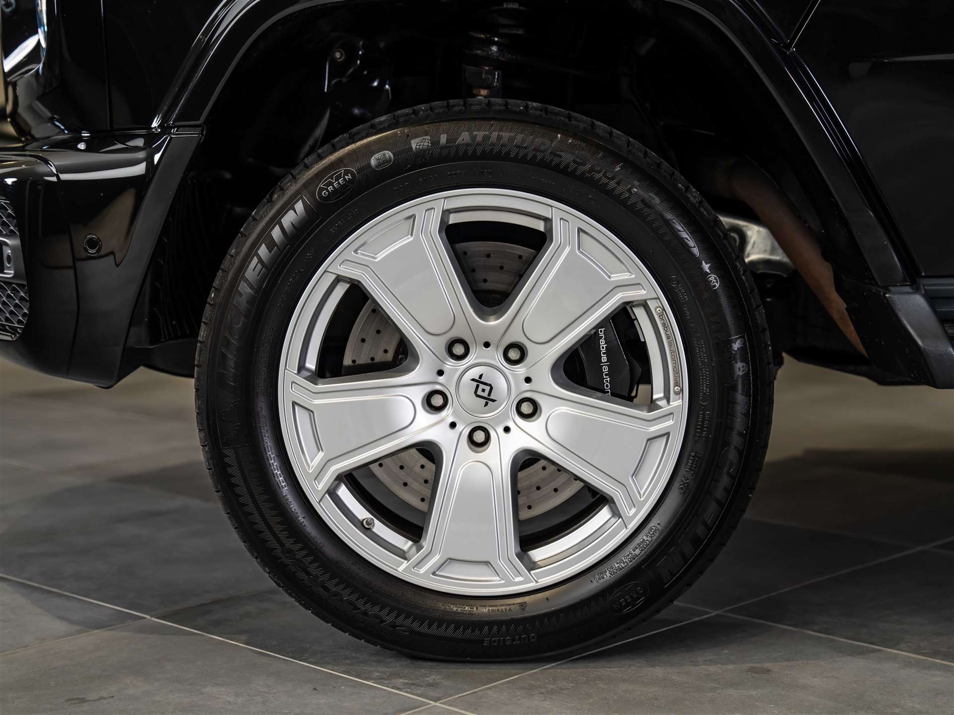 MERCEDES-BENZ G 500 9G-Tronic *Gepanzert*BRABUS INVICTO PURE VR6 PLUS ERV*-image-19