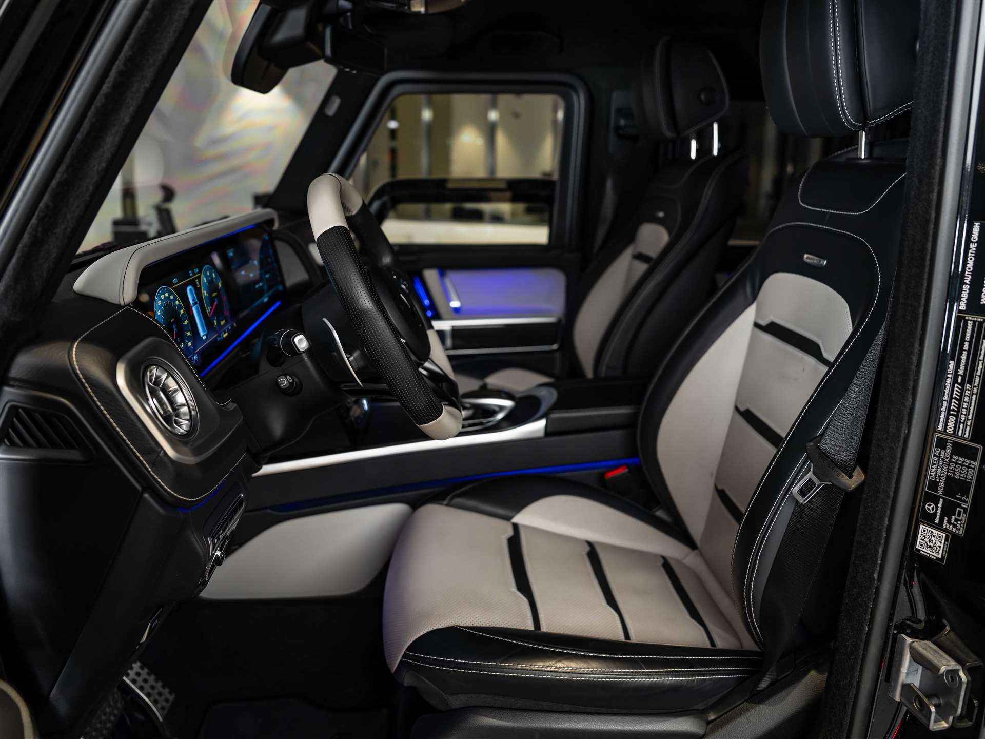 MERCEDES-BENZ G 500 9G-Tronic *Gepanzert*BRABUS INVICTO PURE VR6 PLUS ERV*-image-12