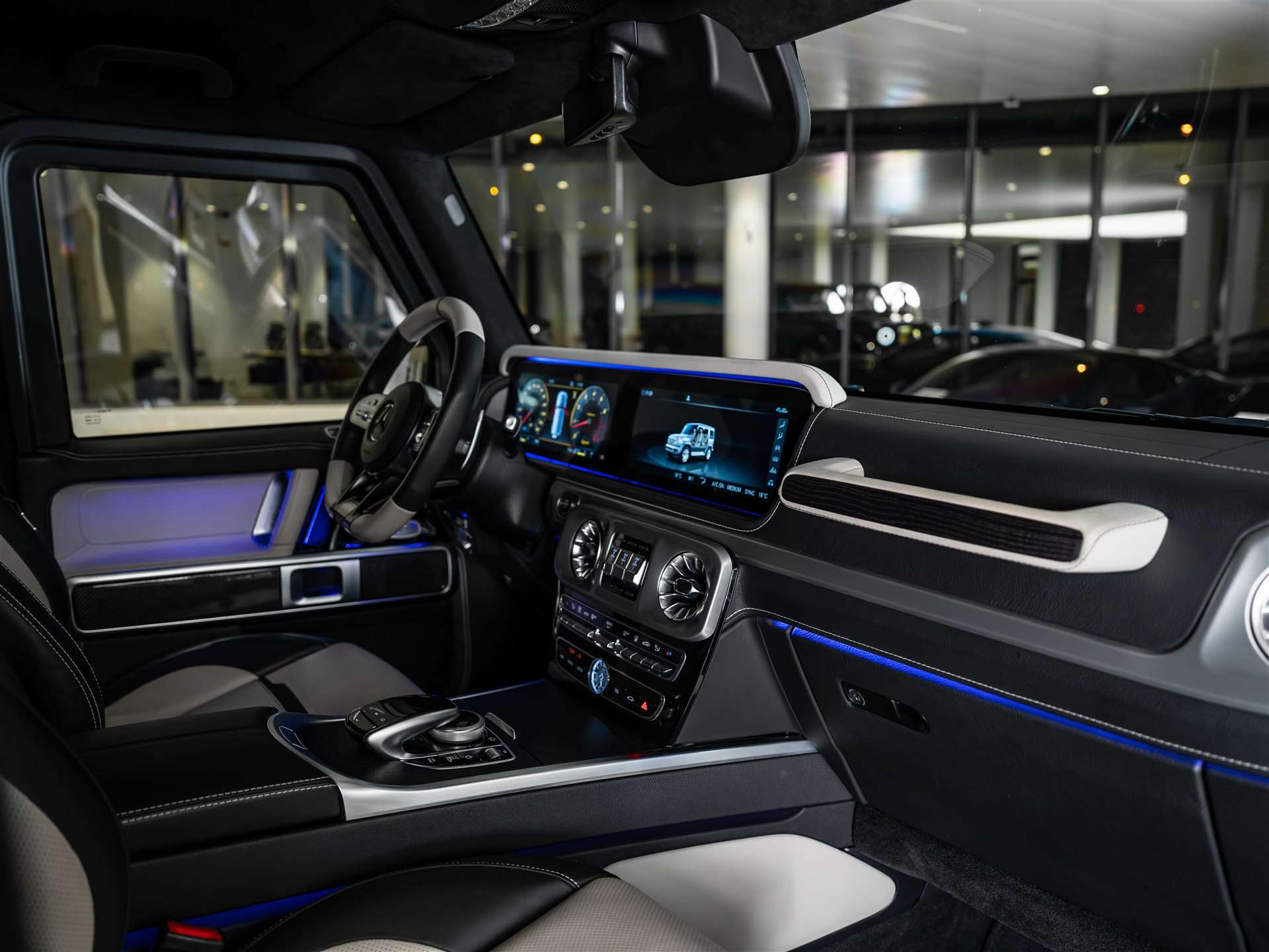 MERCEDES-BENZ G 500 9G-Tronic *Gepanzert*BRABUS INVICTO PURE VR6 PLUS ERV*-image-28