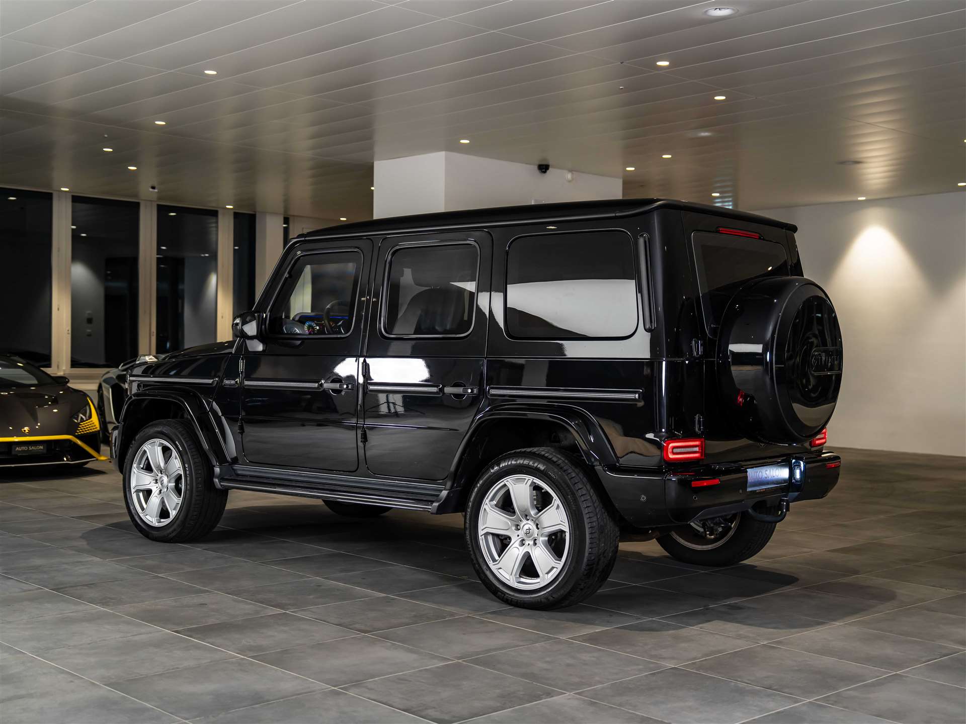 MERCEDES-BENZ G 500 9G-Tronic *Gepanzert*BRABUS INVICTO PURE VR6 PLUS ERV*-image-4