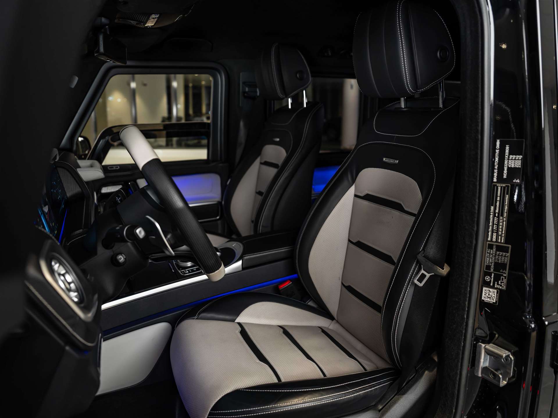 MERCEDES-BENZ G 500 9G-Tronic *Gepanzert*BRABUS INVICTO PURE VR6 PLUS ERV*-image-13