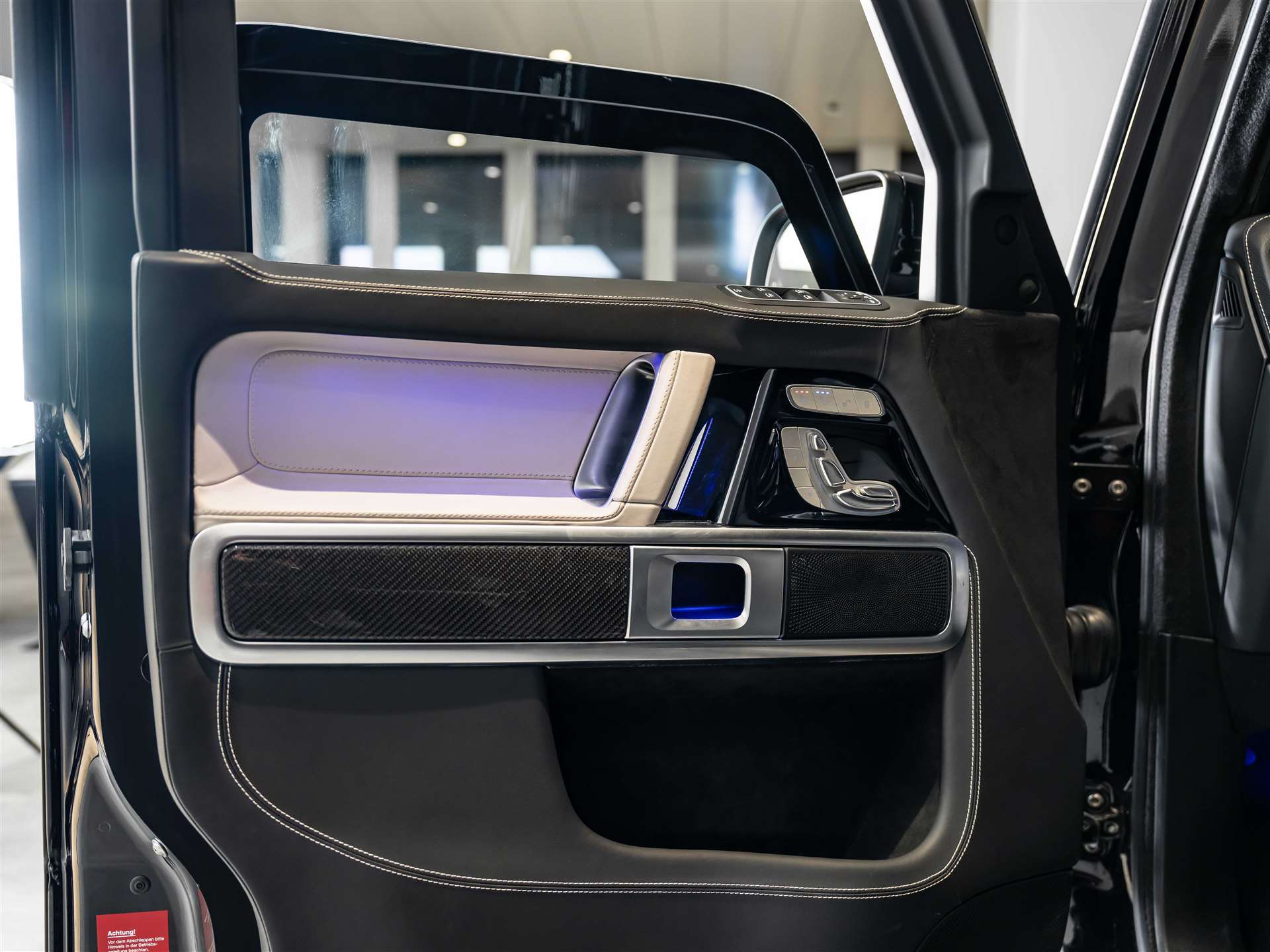 MERCEDES-BENZ G 500 9G-Tronic *Gepanzert*BRABUS INVICTO PURE VR6 PLUS ERV*-image-11