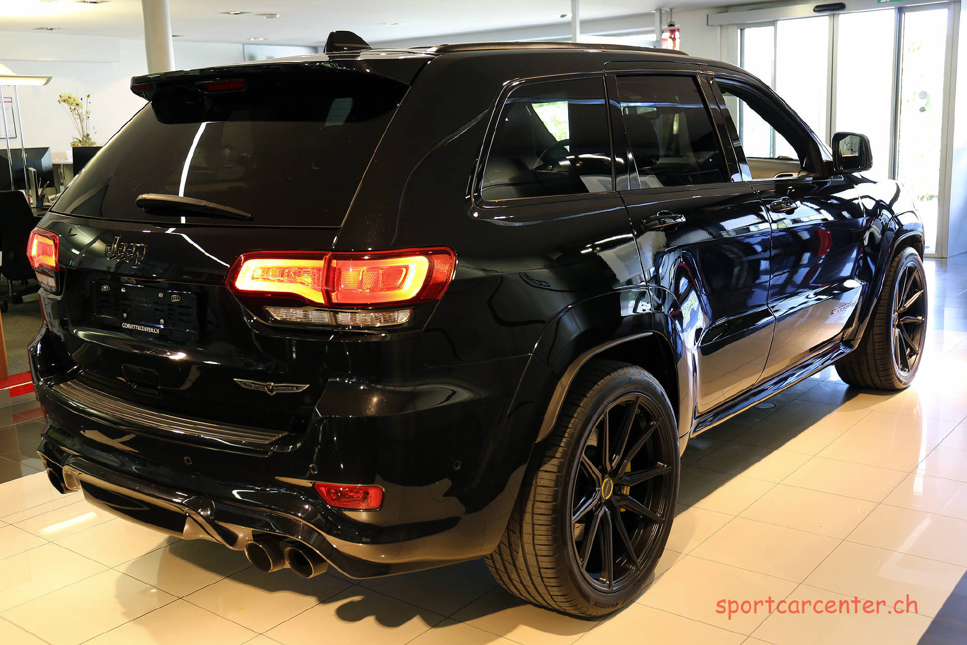 JEEP Grand Cherokee 6.2 V8 HEMI Trackhawk-image-7
