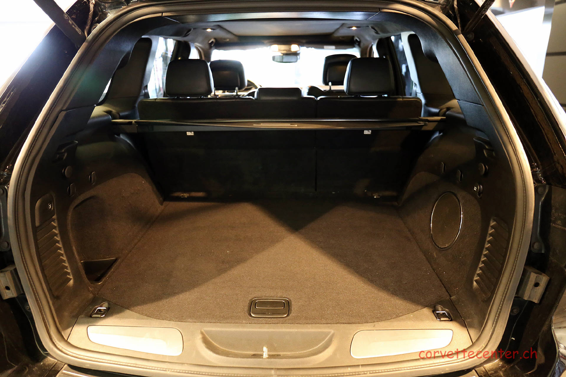 JEEP Grand Cherokee 6.2 V8 HEMI Trackhawk-image-12