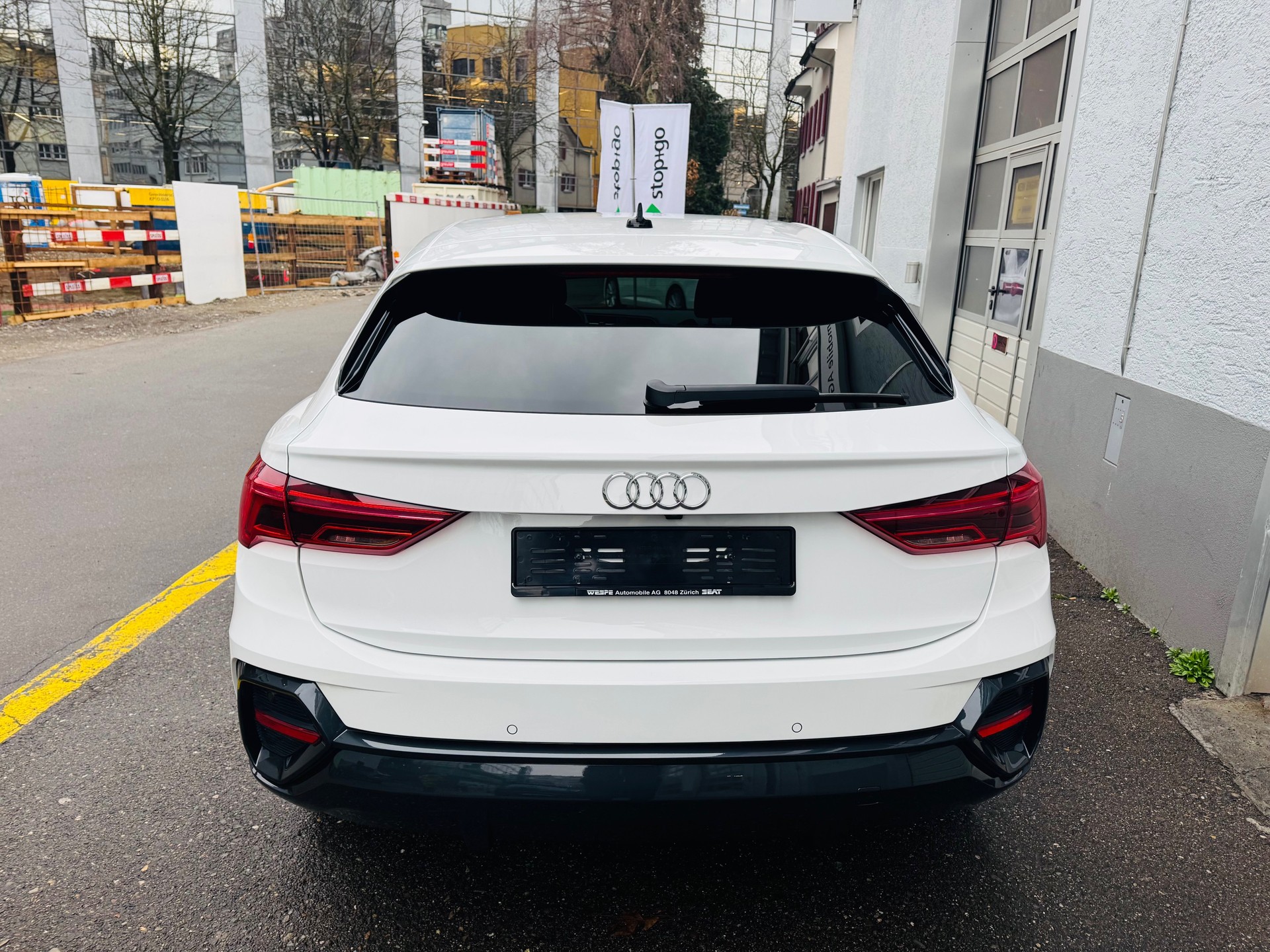 AUDI Q3 Sportback 35 TFSI Attraction S-tronic-image-6