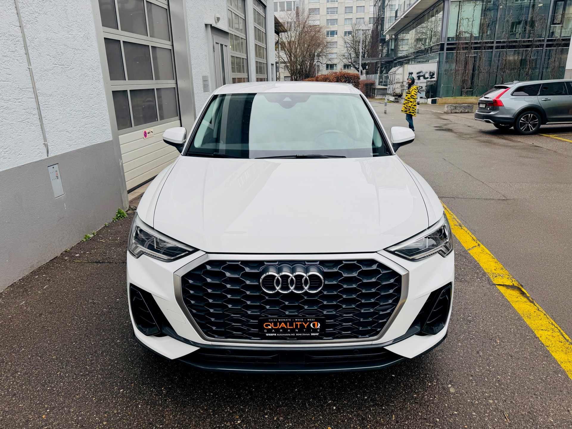AUDI Q3 Sportback 35 TFSI Attraction S-tronic-image-3