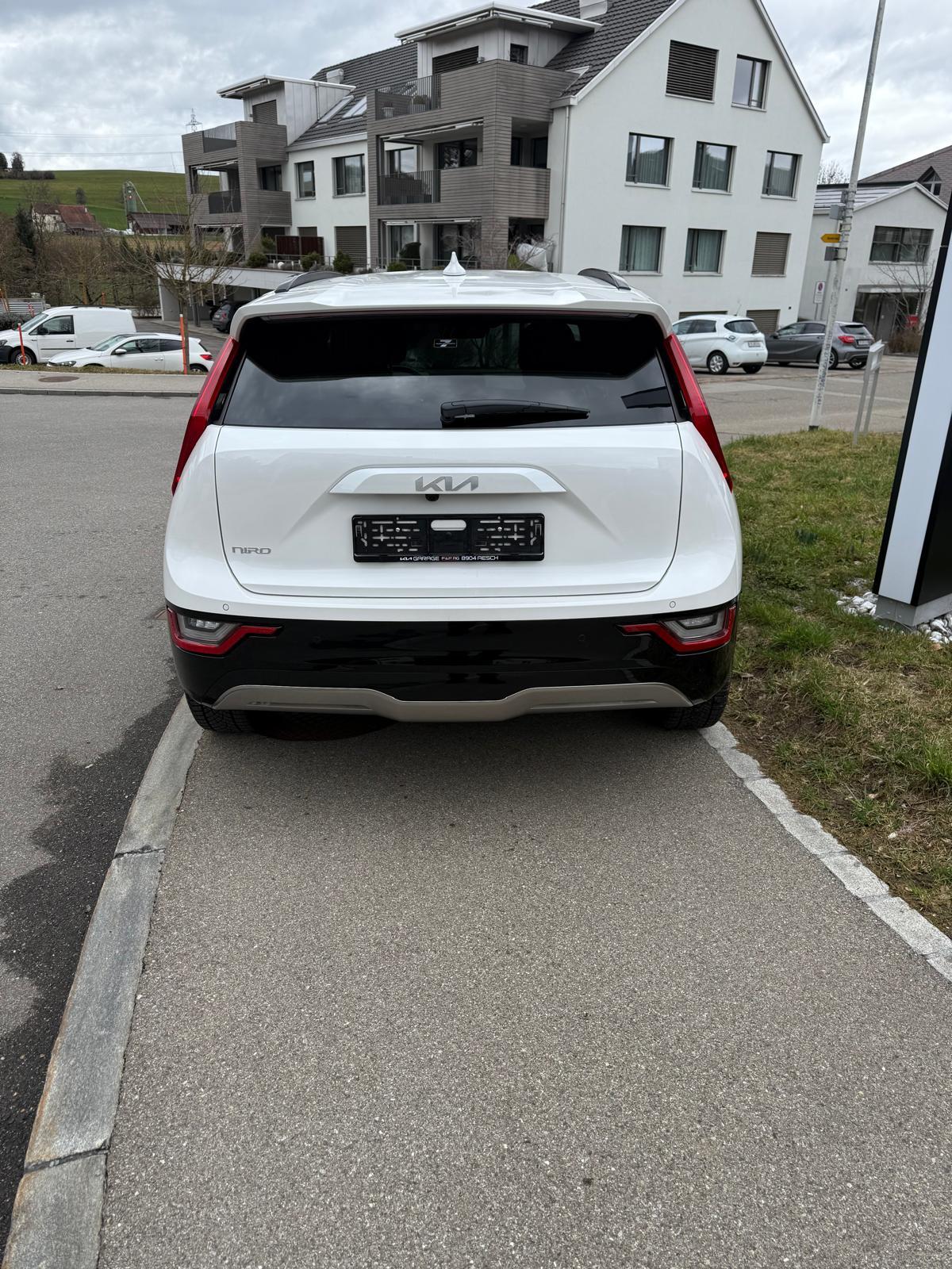 KIA Niro Power Edition-image-5