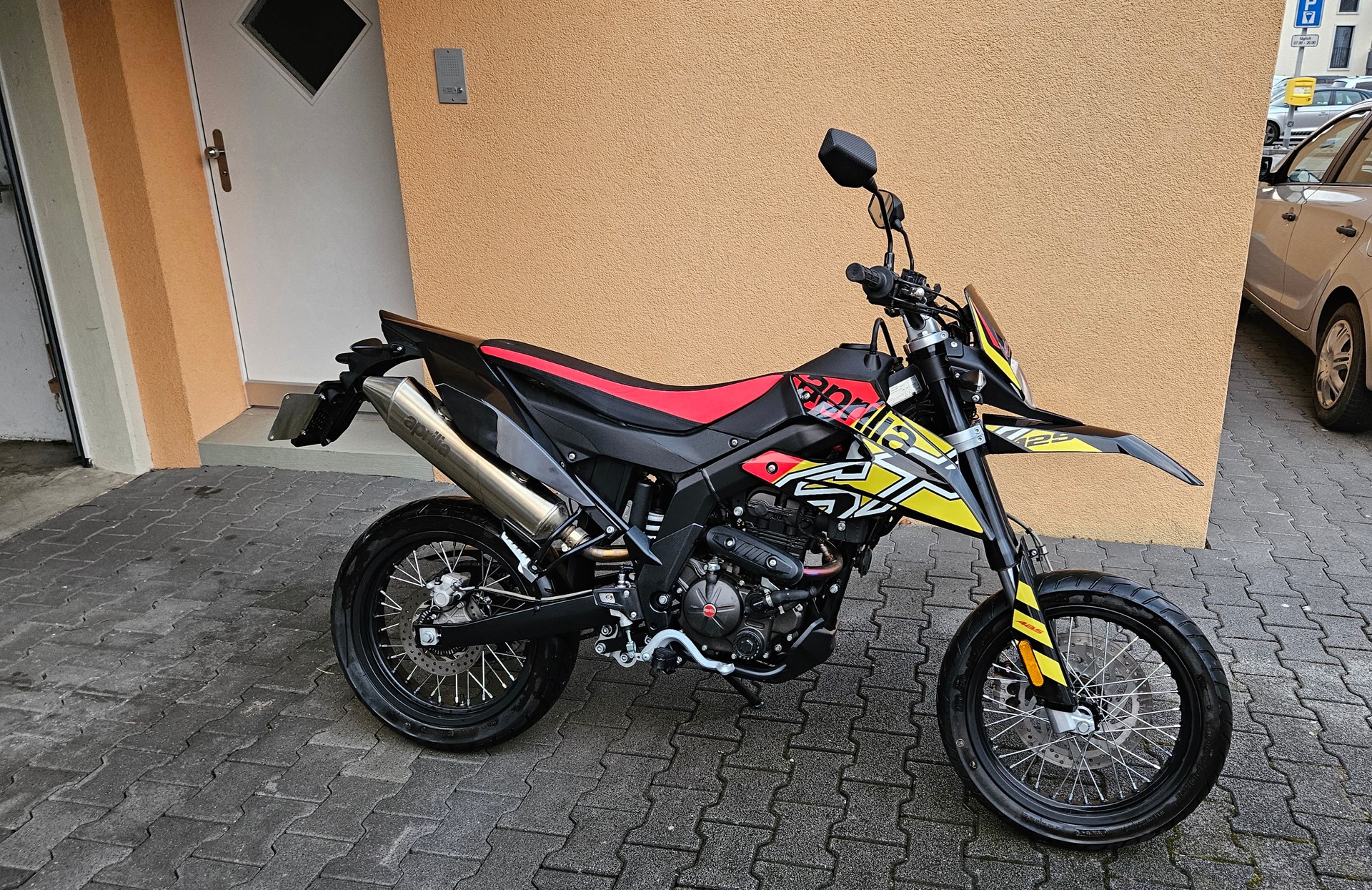 APRILIA SX 125-image-1