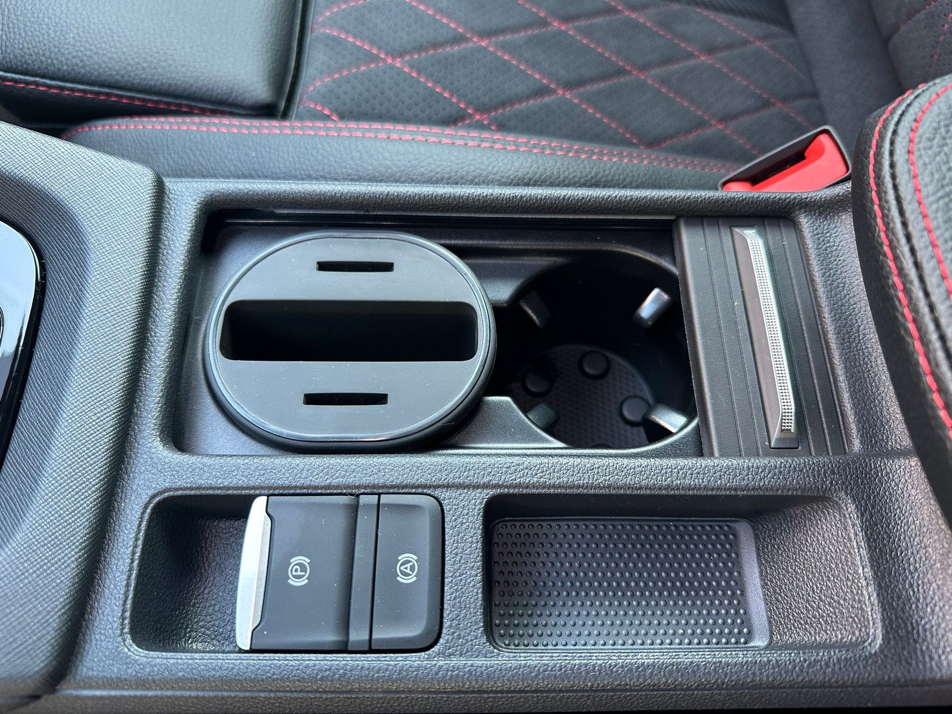 SKODA Octavia 2.0TSI RS Limousine-image-20